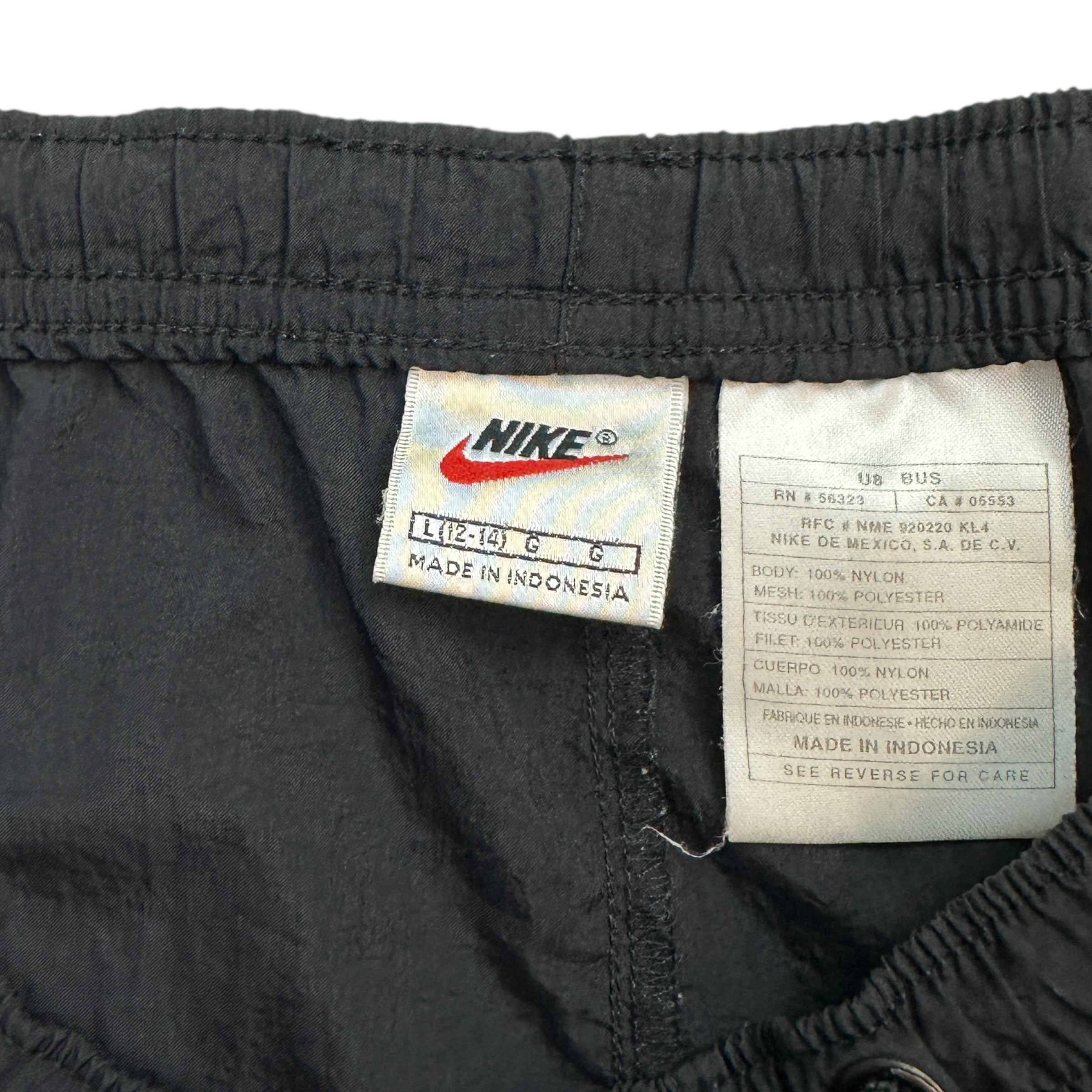 Vintage Nike Nylon Shorts Black
