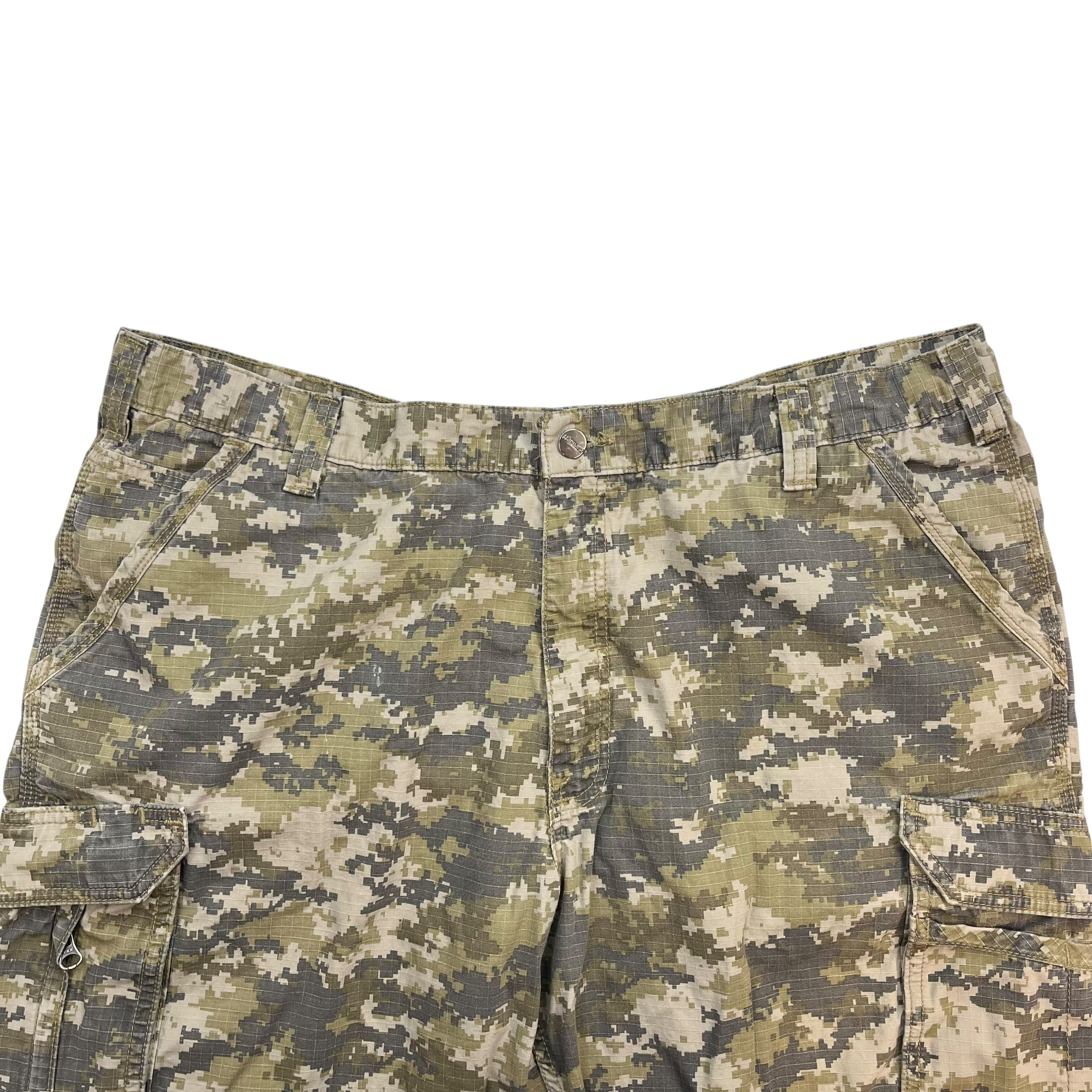 Vintage Carhartt Cargo Shorts Light Green Camo