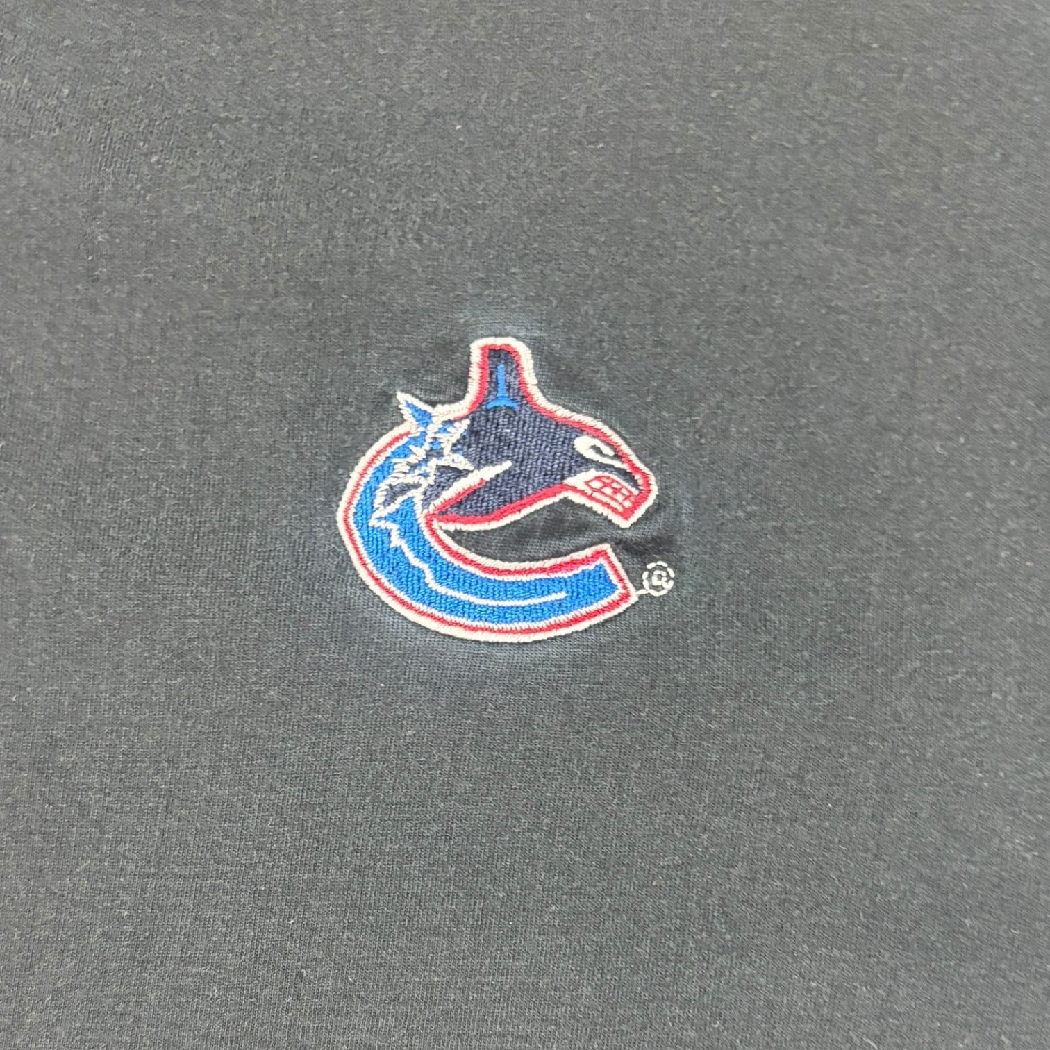 Vintage Vancouver Canucks Embroidered T-Shirt Black