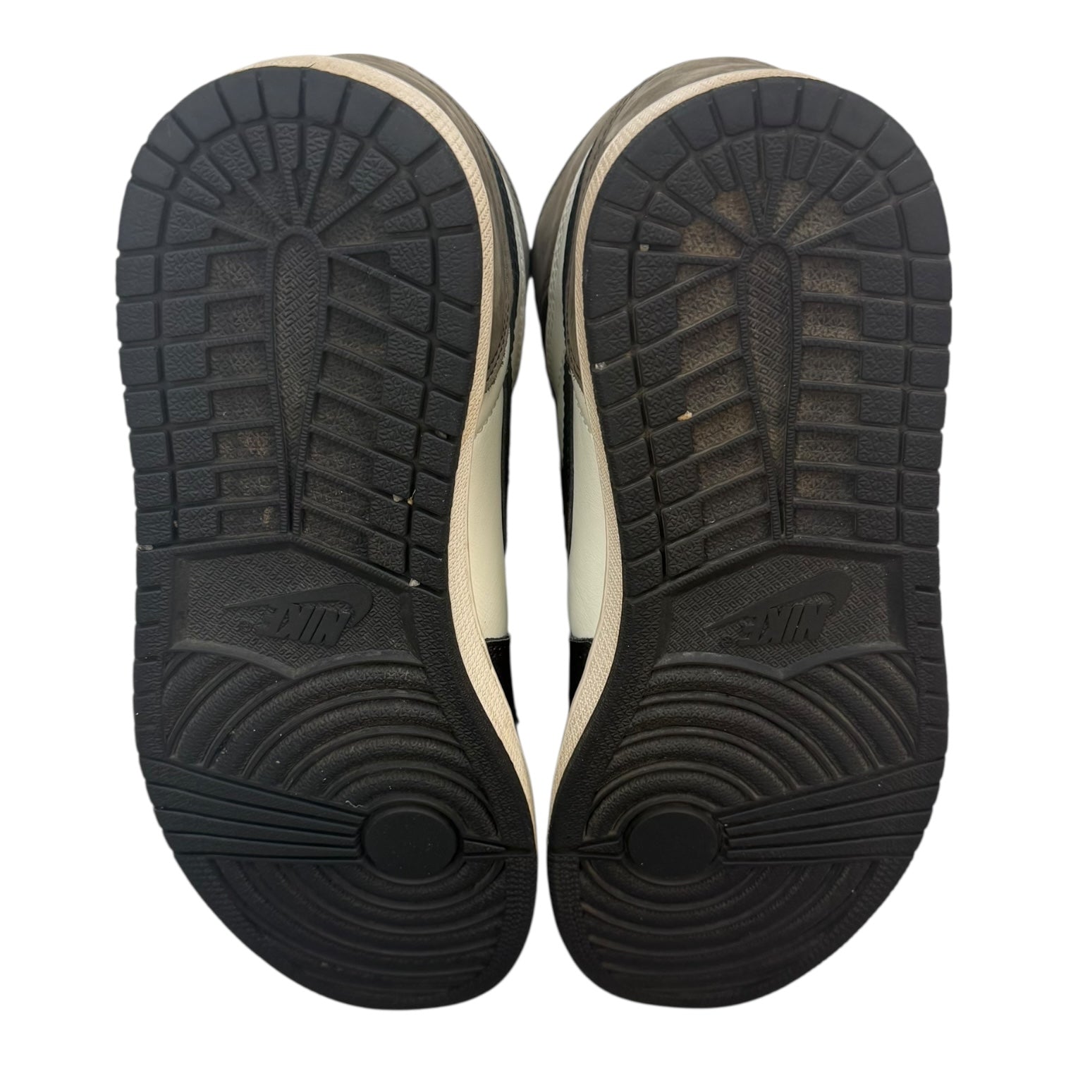 Jordan 1 Retro High Dark Mocha (Used)