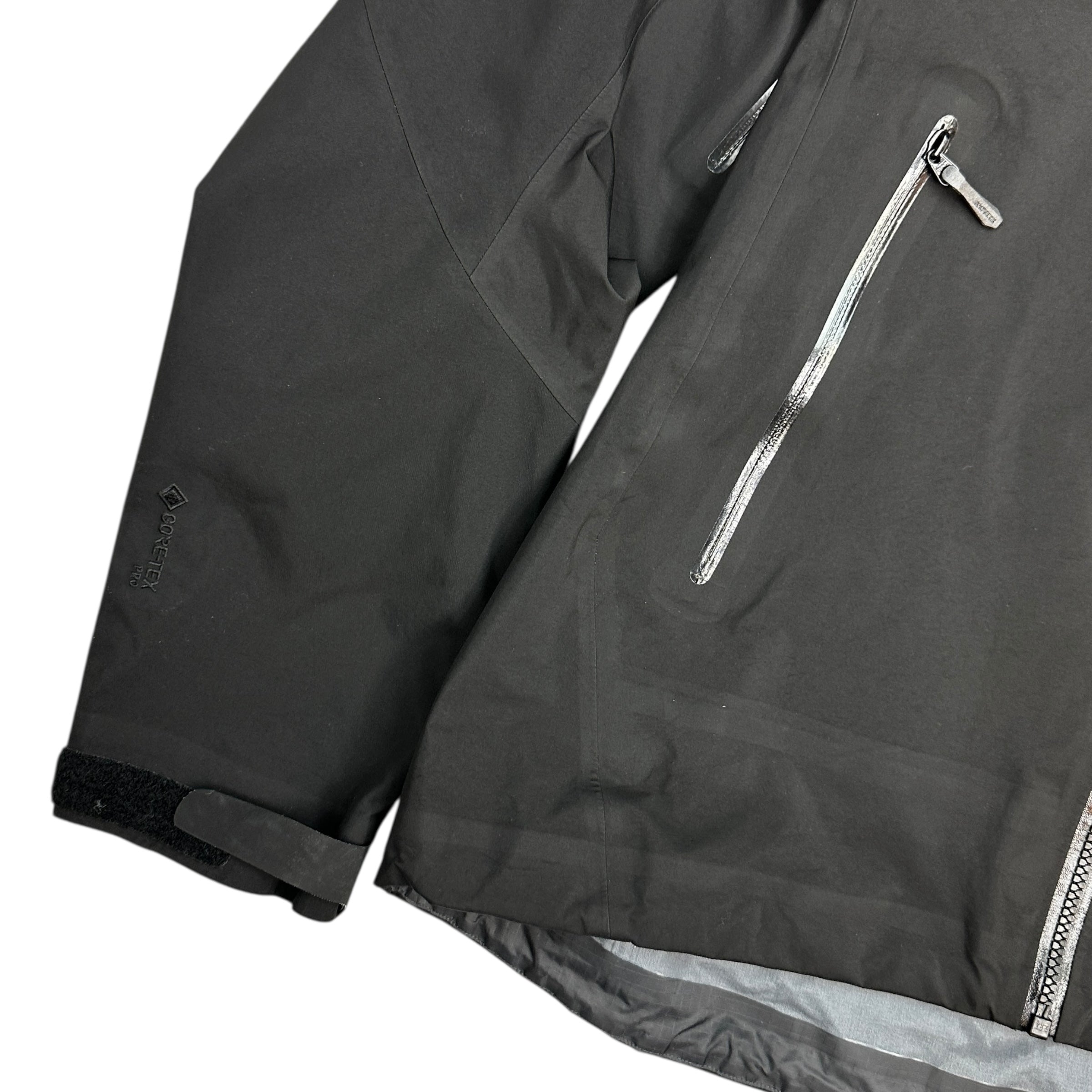 Arc’teryx Women’s Beta AR Jacket Black