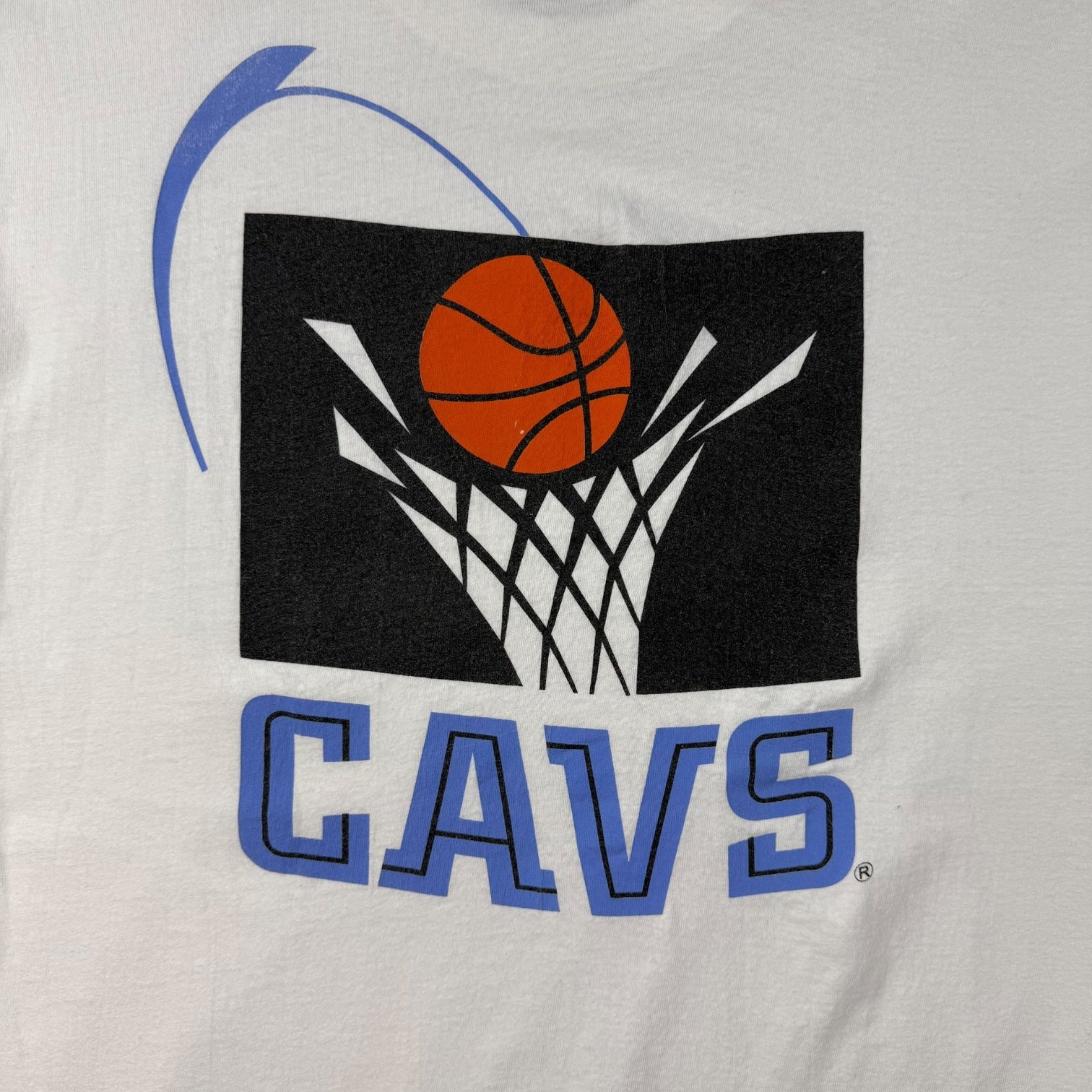Vintage Cleveland Cavaliers ‘Get Close’ Tee White