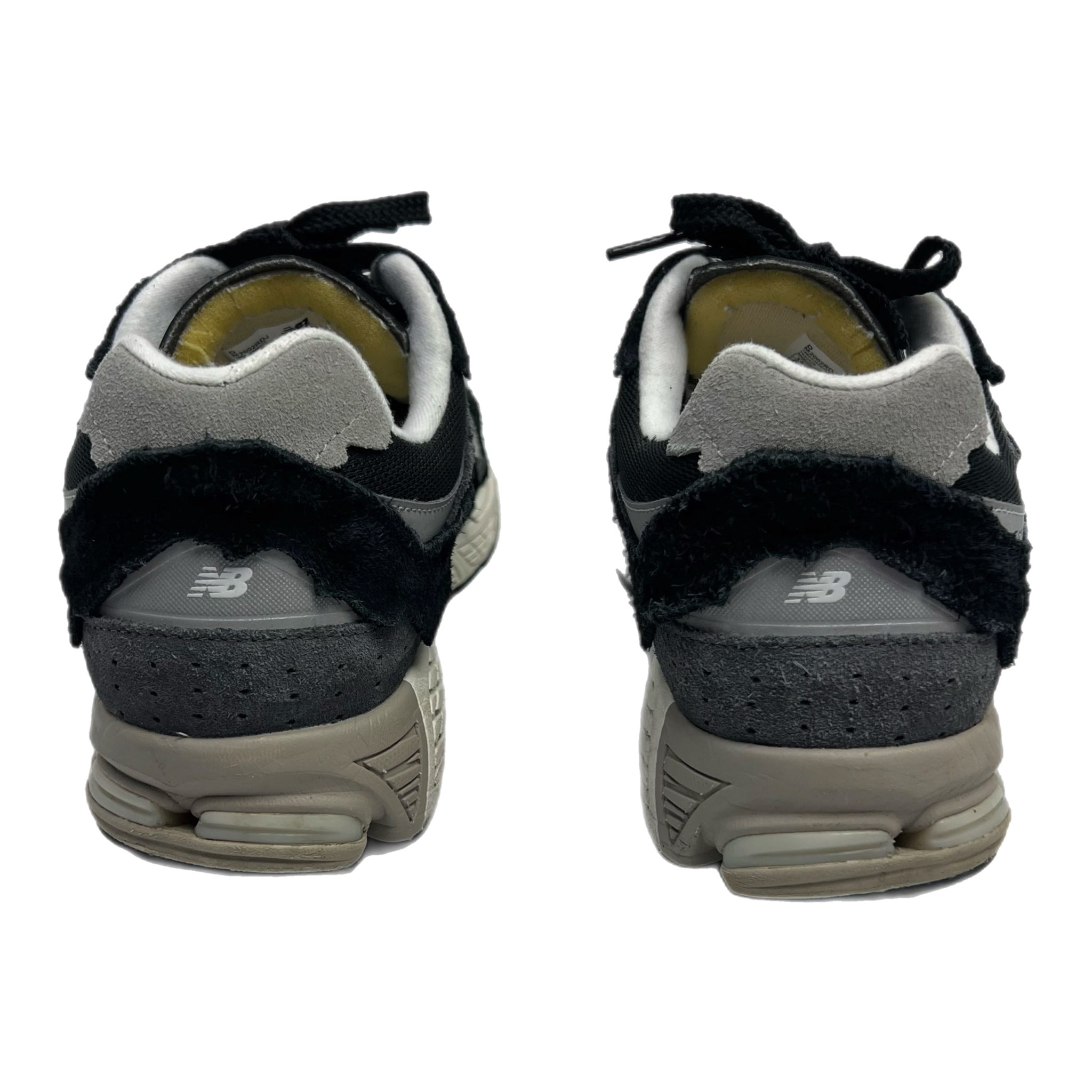 New Balance 2002R Protection Pack Black/Grey (Used)