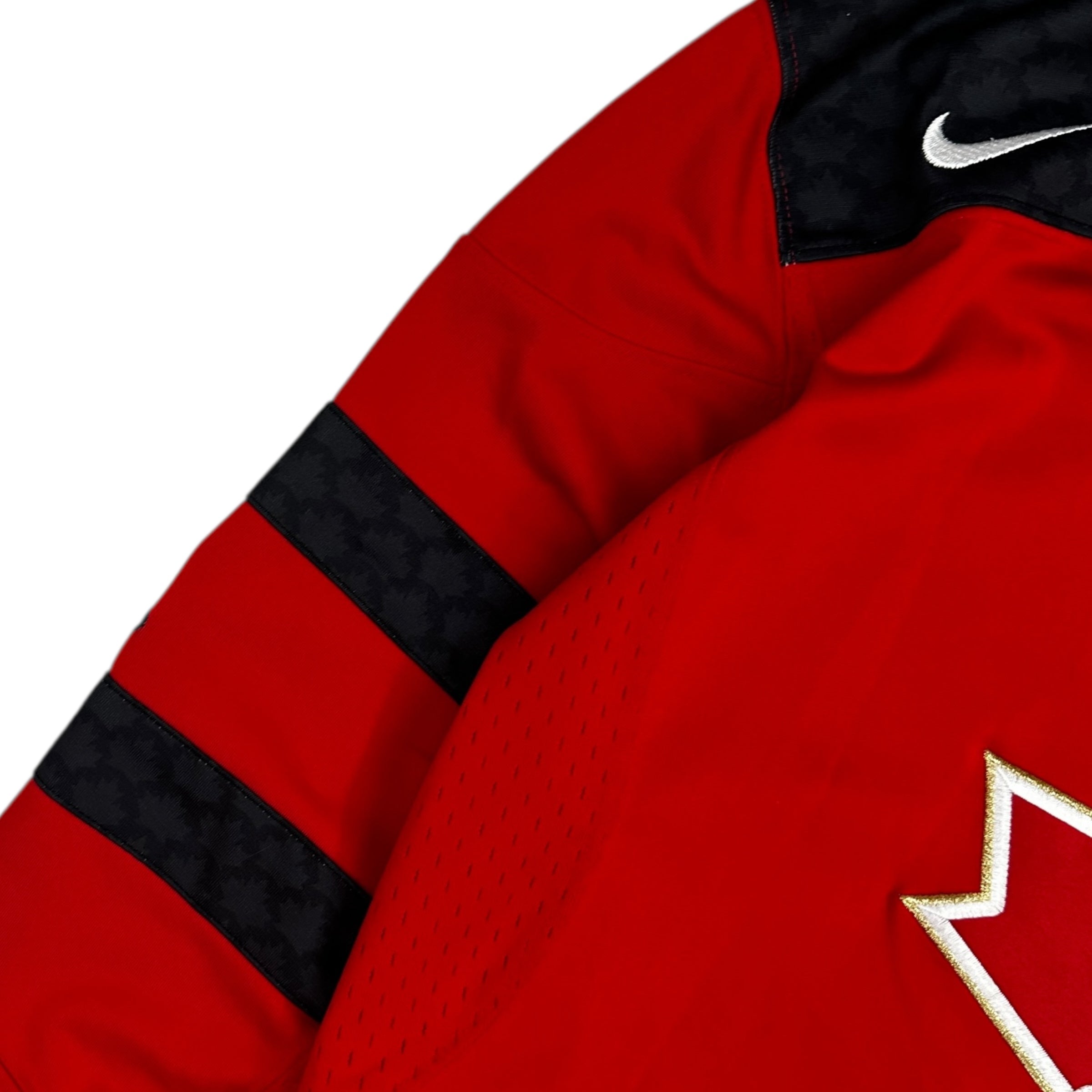 Vintage Nike Womens Team Canada Jersey Red