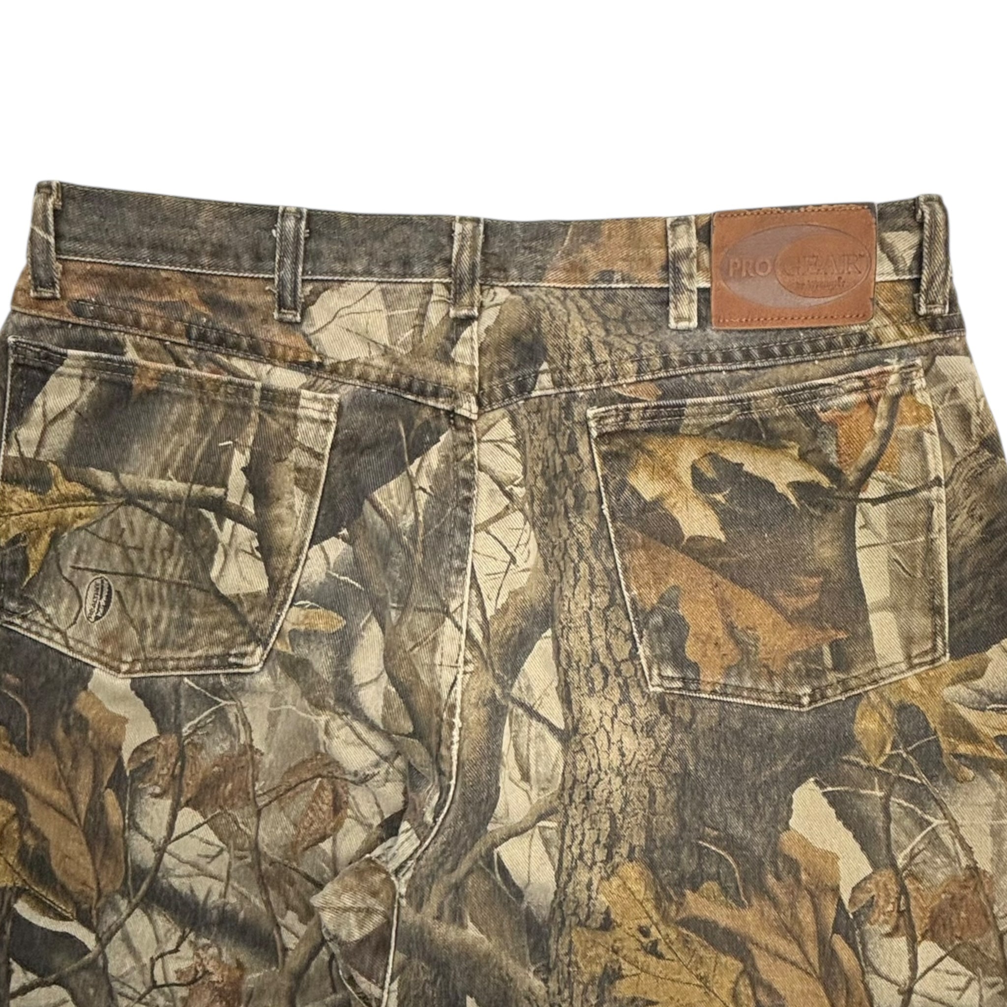 Vintage Wrangler Pro Gear Real Tree Camo Denim