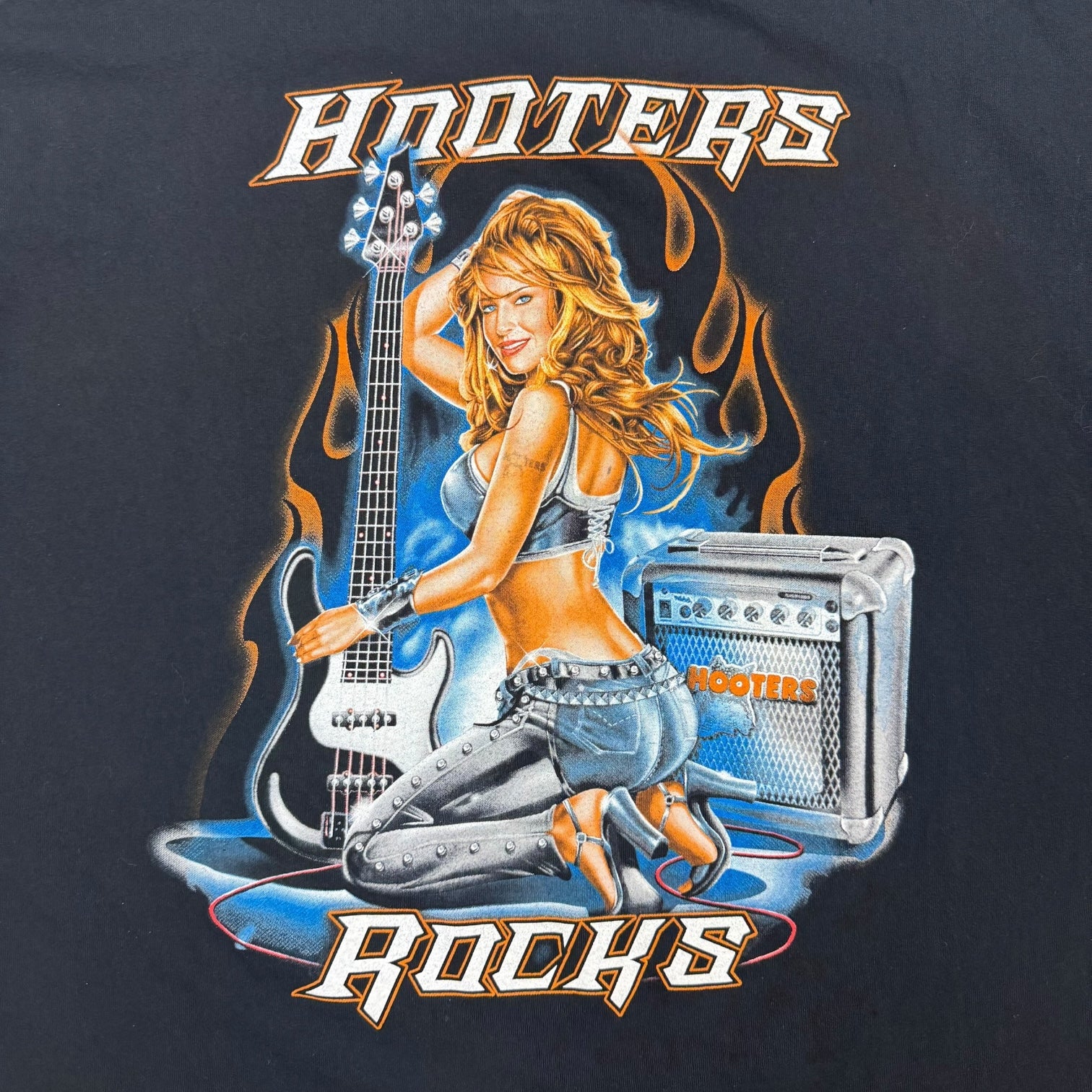 Vintage Hooters Rocks Tee Black