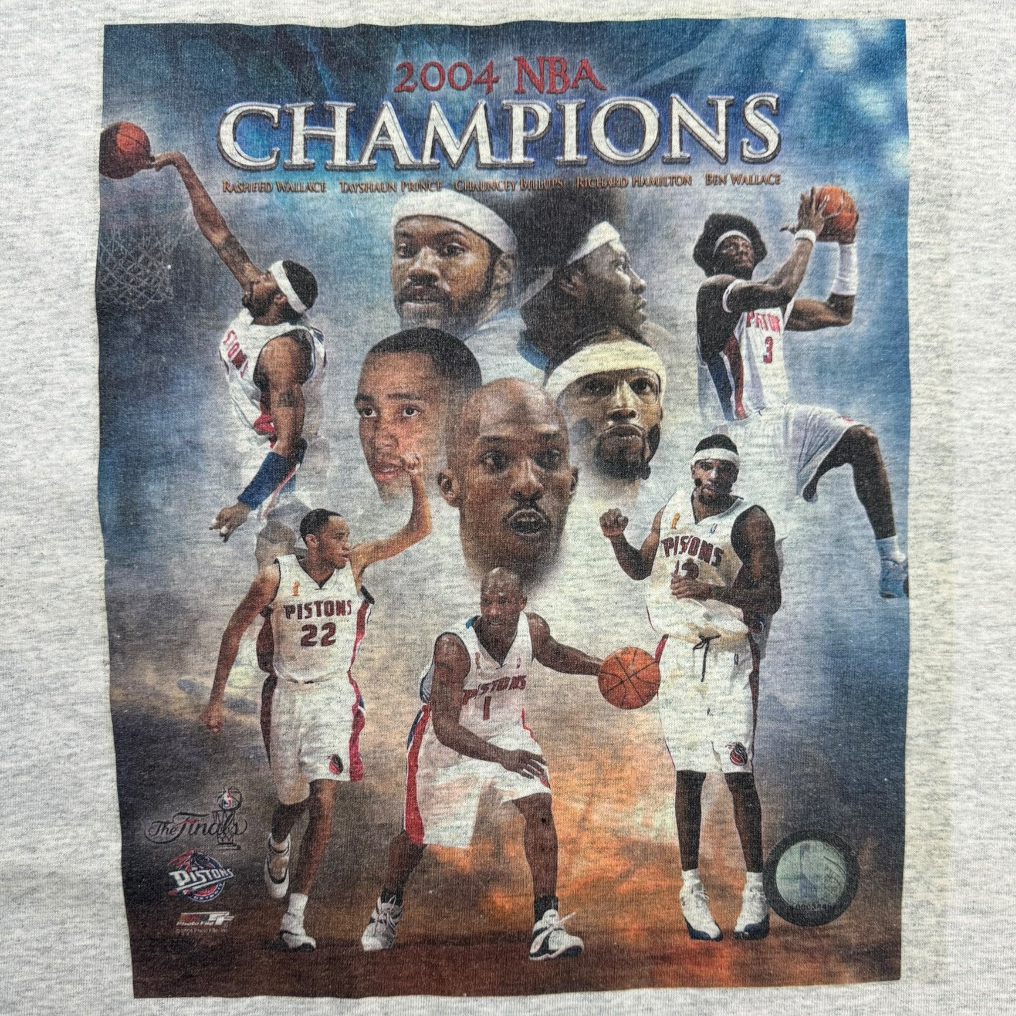 2004 Detroit Pistons NBA Champions T-Shirt