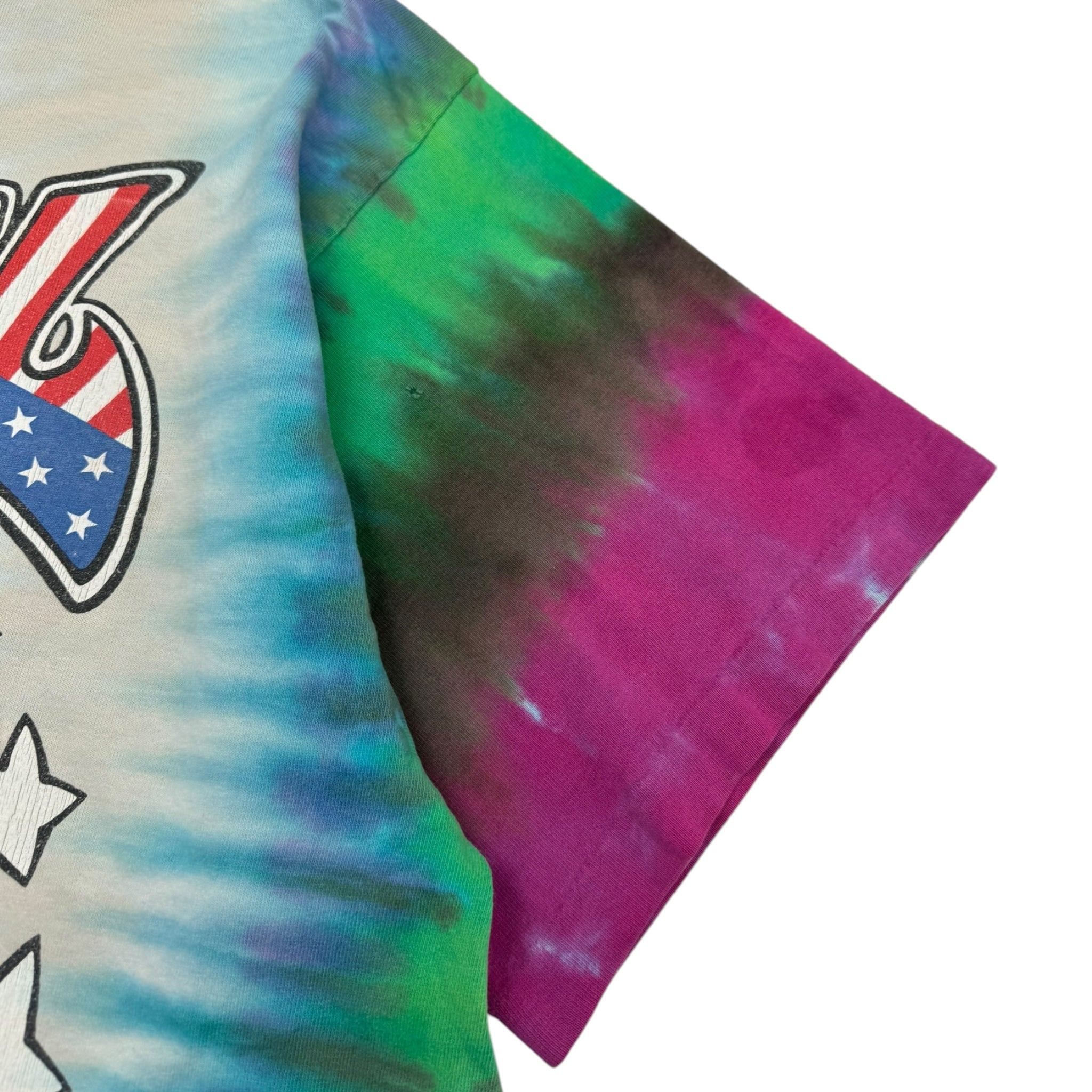 1993 Grateful Dead “Wave That Flag” T-Shirt