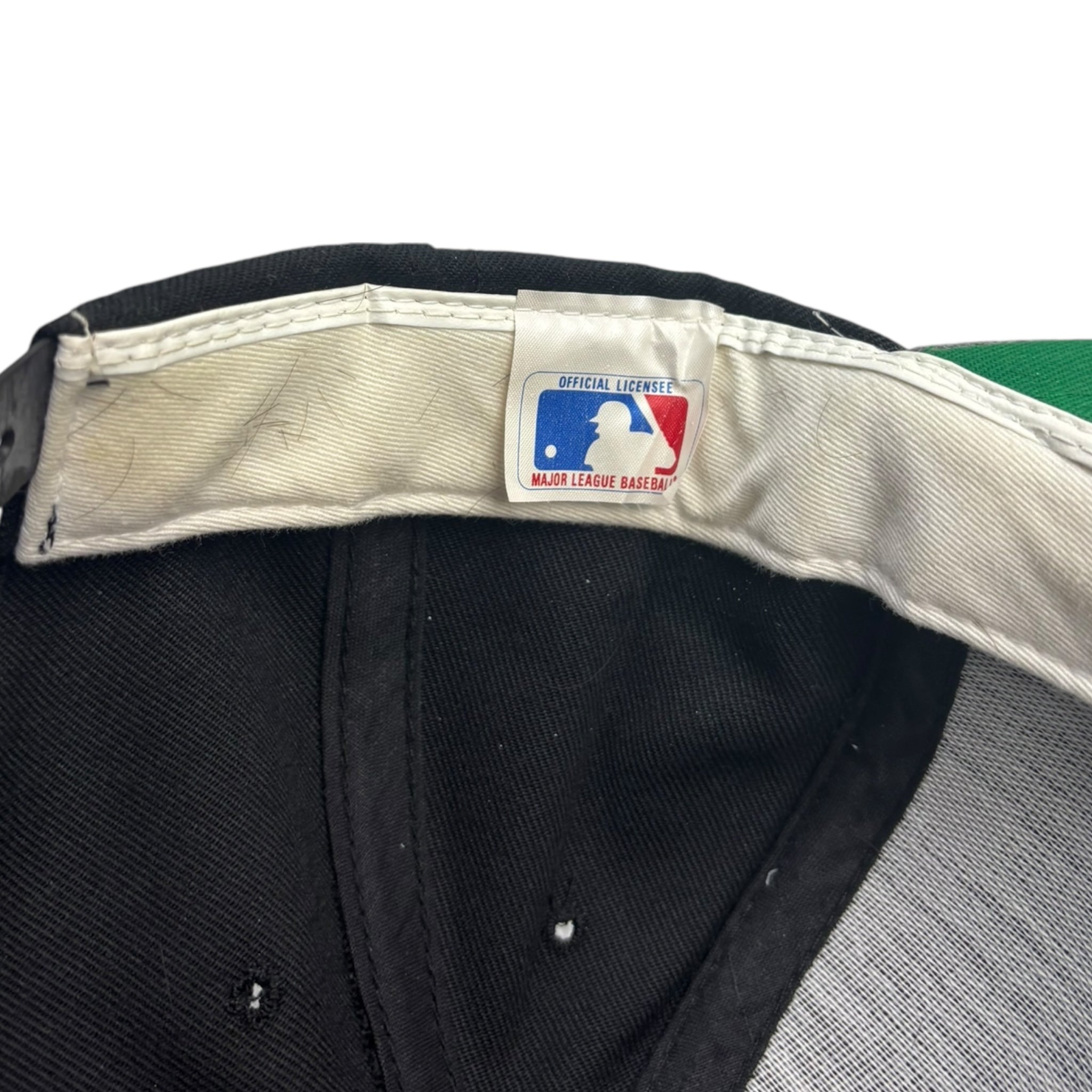 Vintage MLB Chicago White Sox Nutmeg Hat