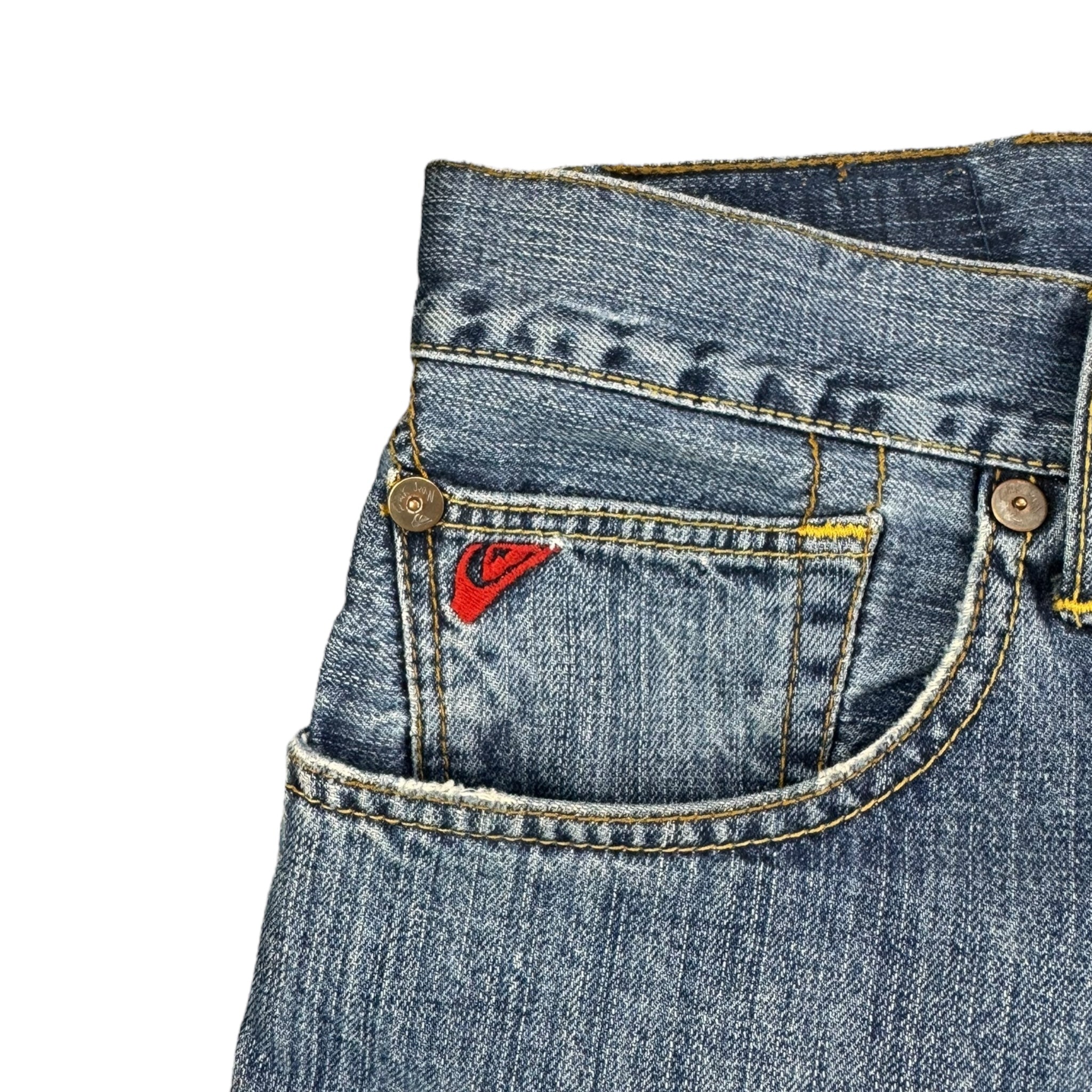 Vintage Y2K Quiksilver Embroidered Jorts
