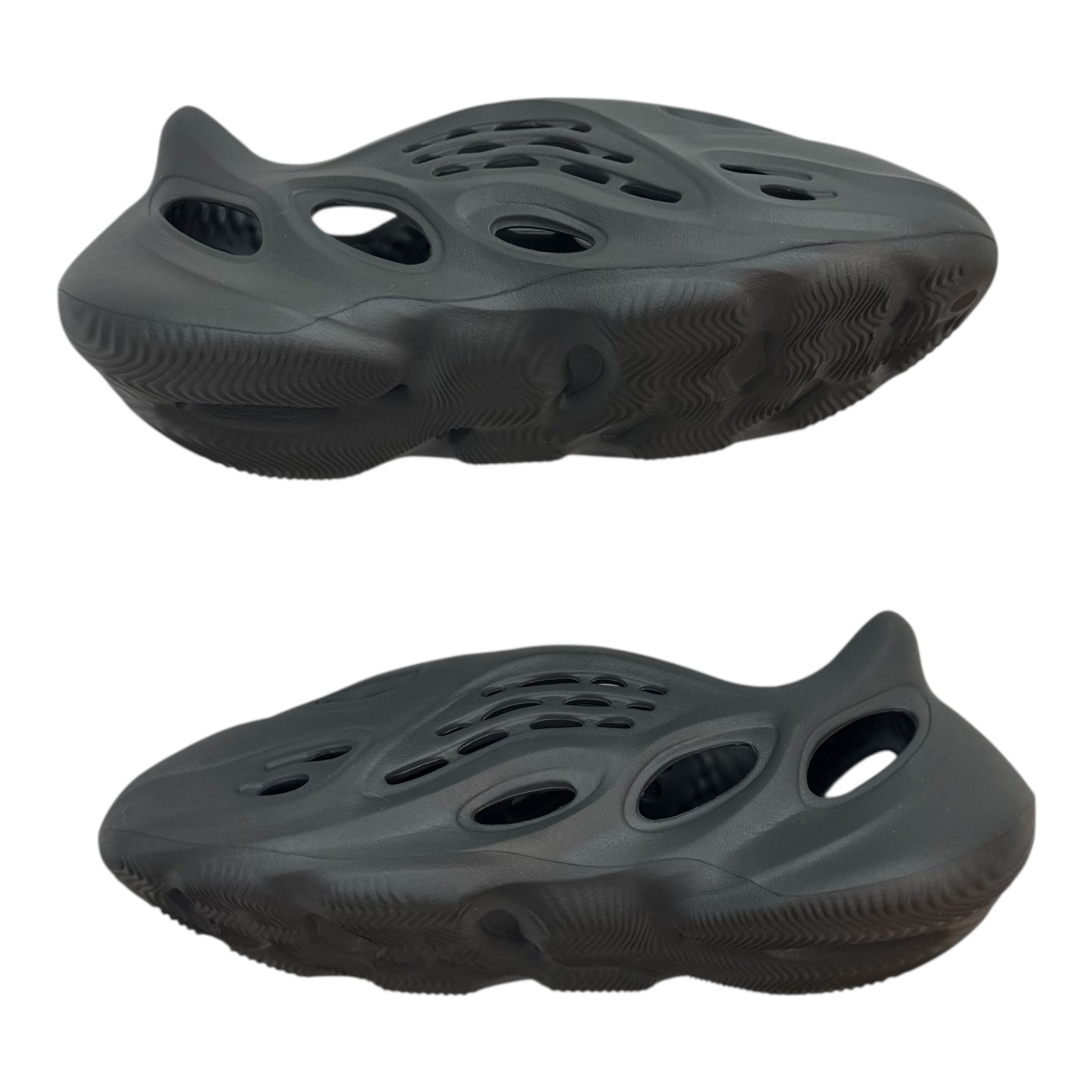 Yeezy Foam RNNR Carbon (Used)