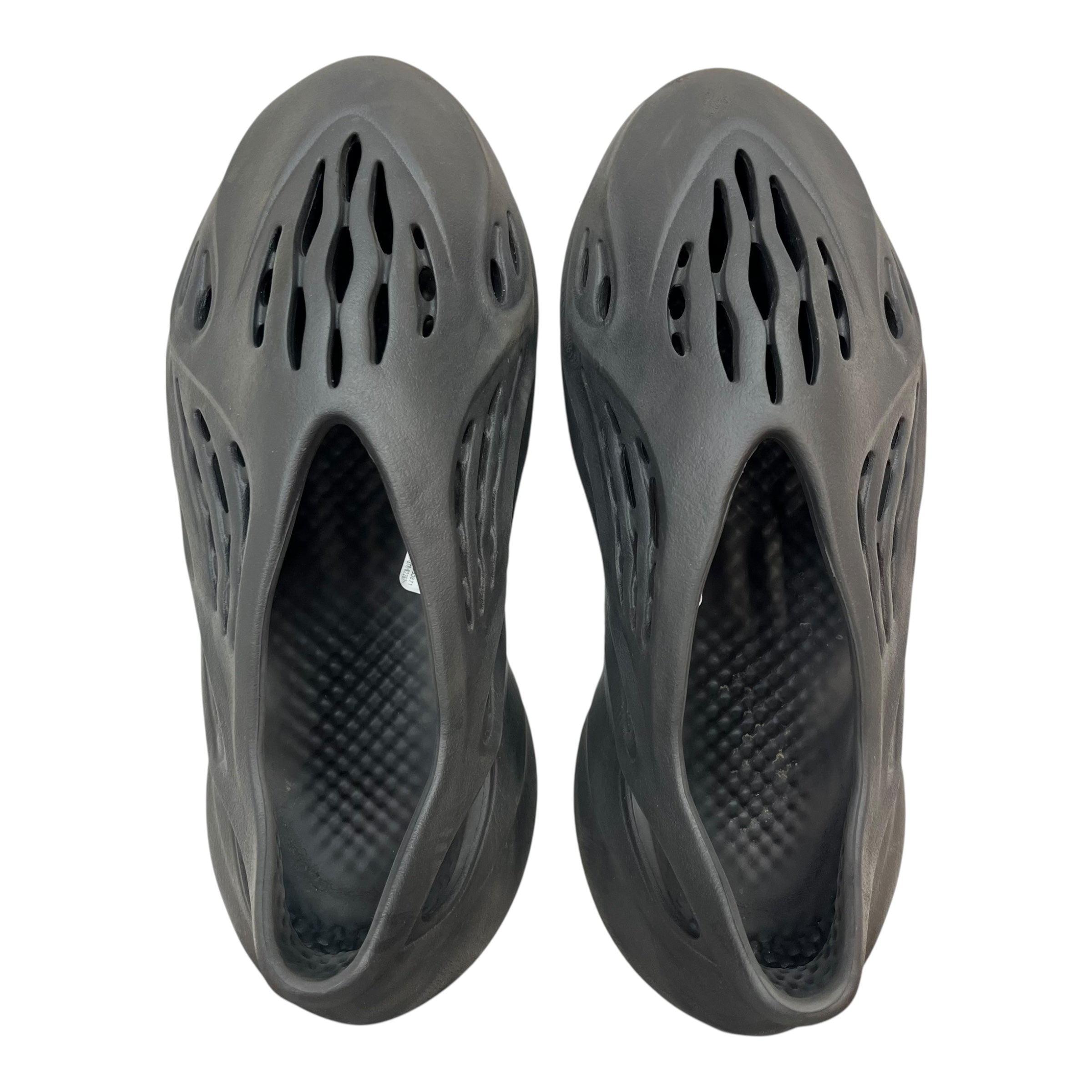 Yeezy Foam RNR Carbon (Used)
