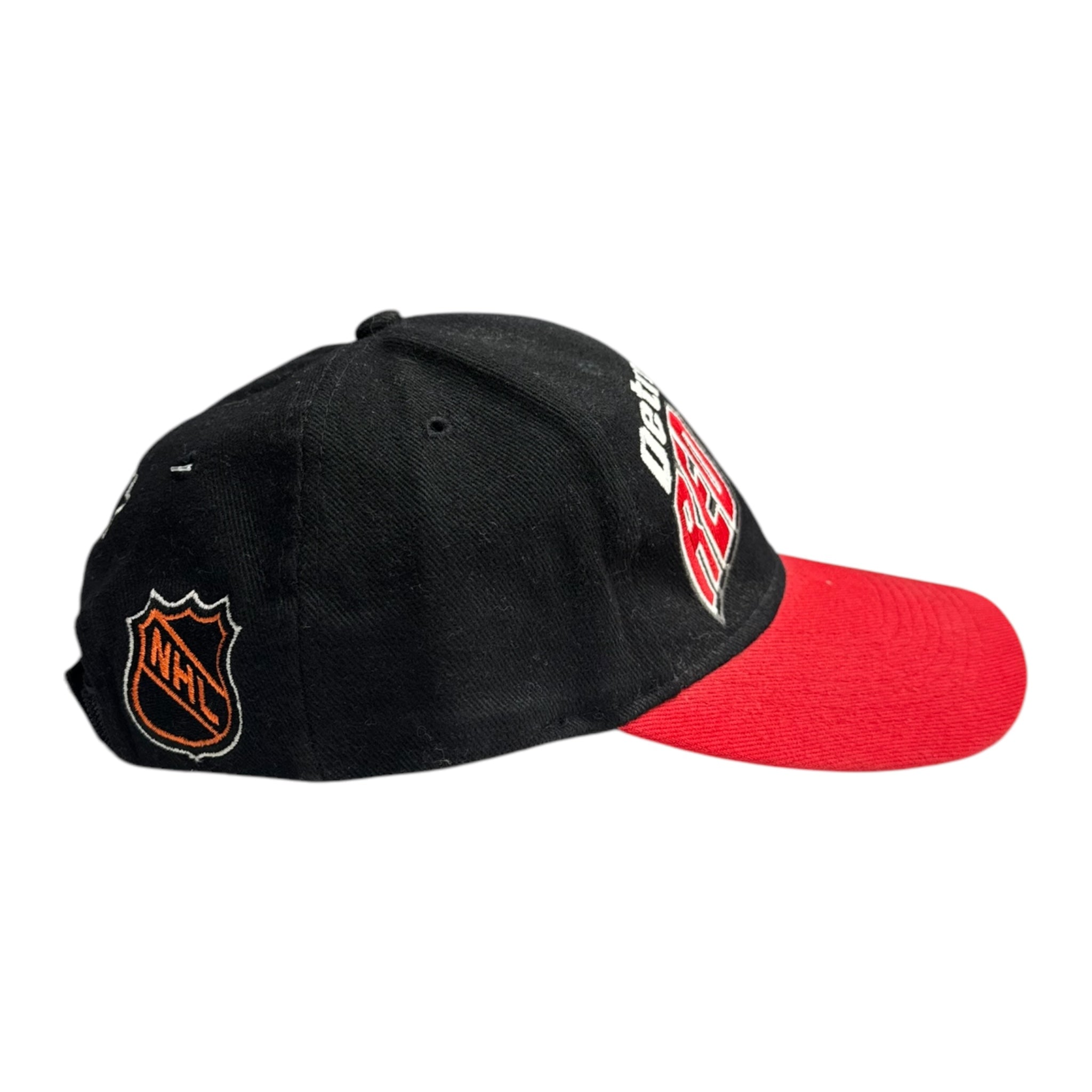 Vintage Detroit Red Wings Arc Logo Starter Hat