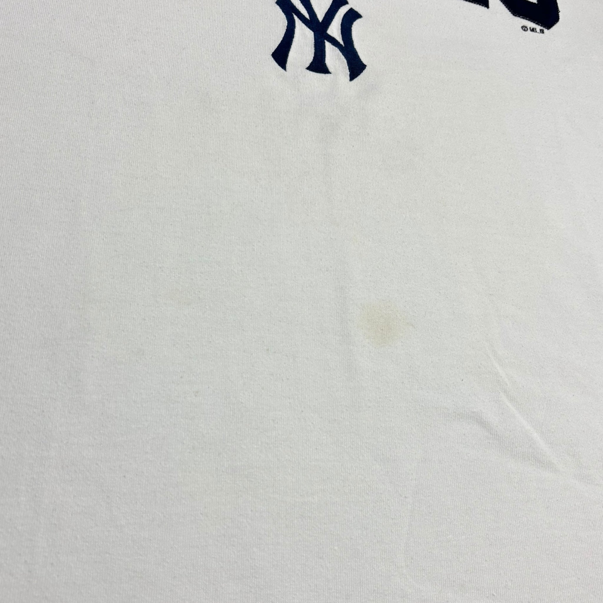 Lee Sports New York Yankees Oversized T-Shirt White