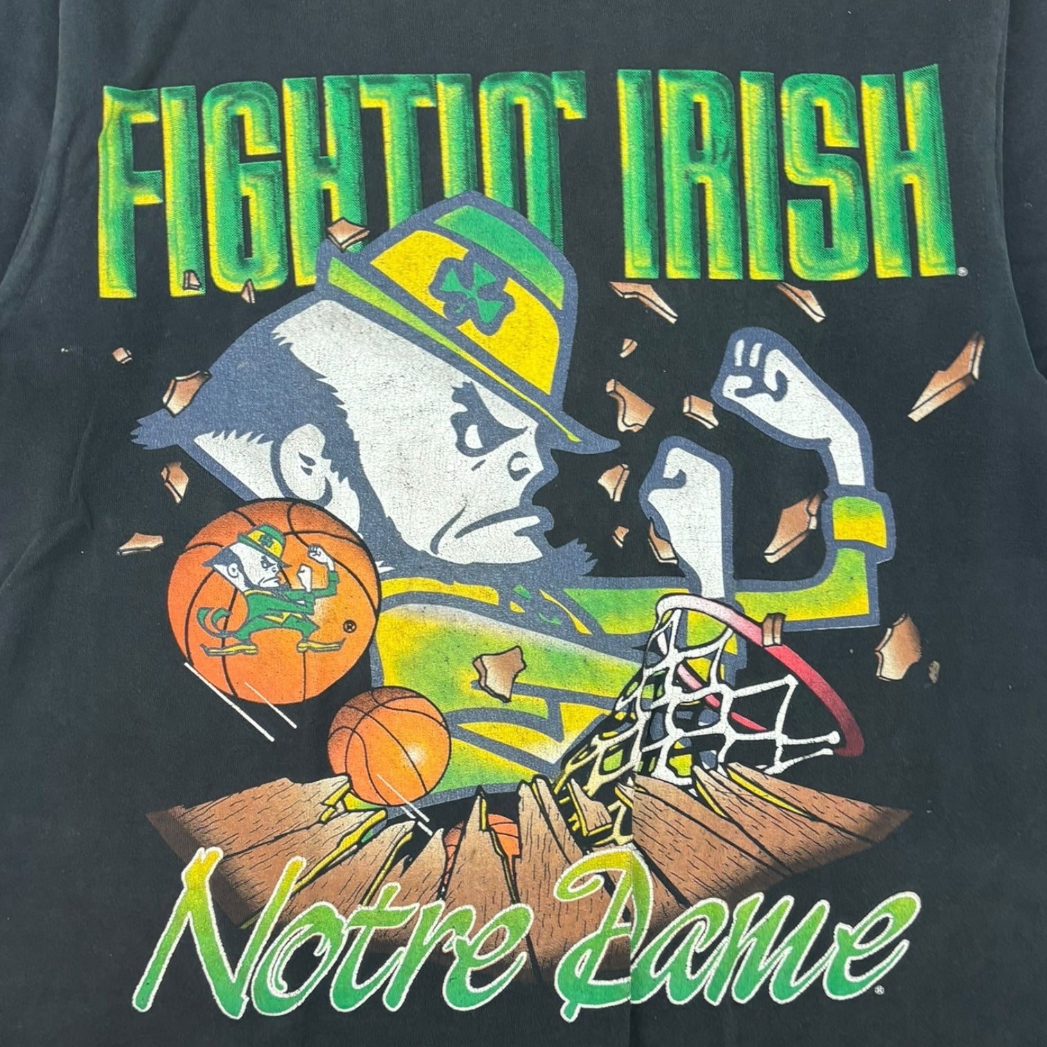 Vintage Notre Dame Fighting Irish T-Shirt Black