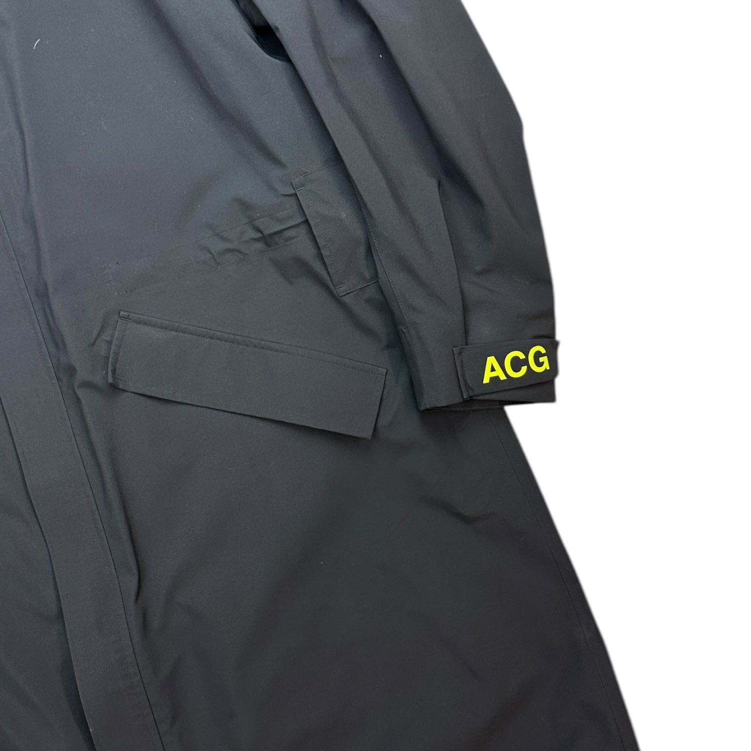 NikeLab x Nike ACG Gore-tex Tench Coat Black
