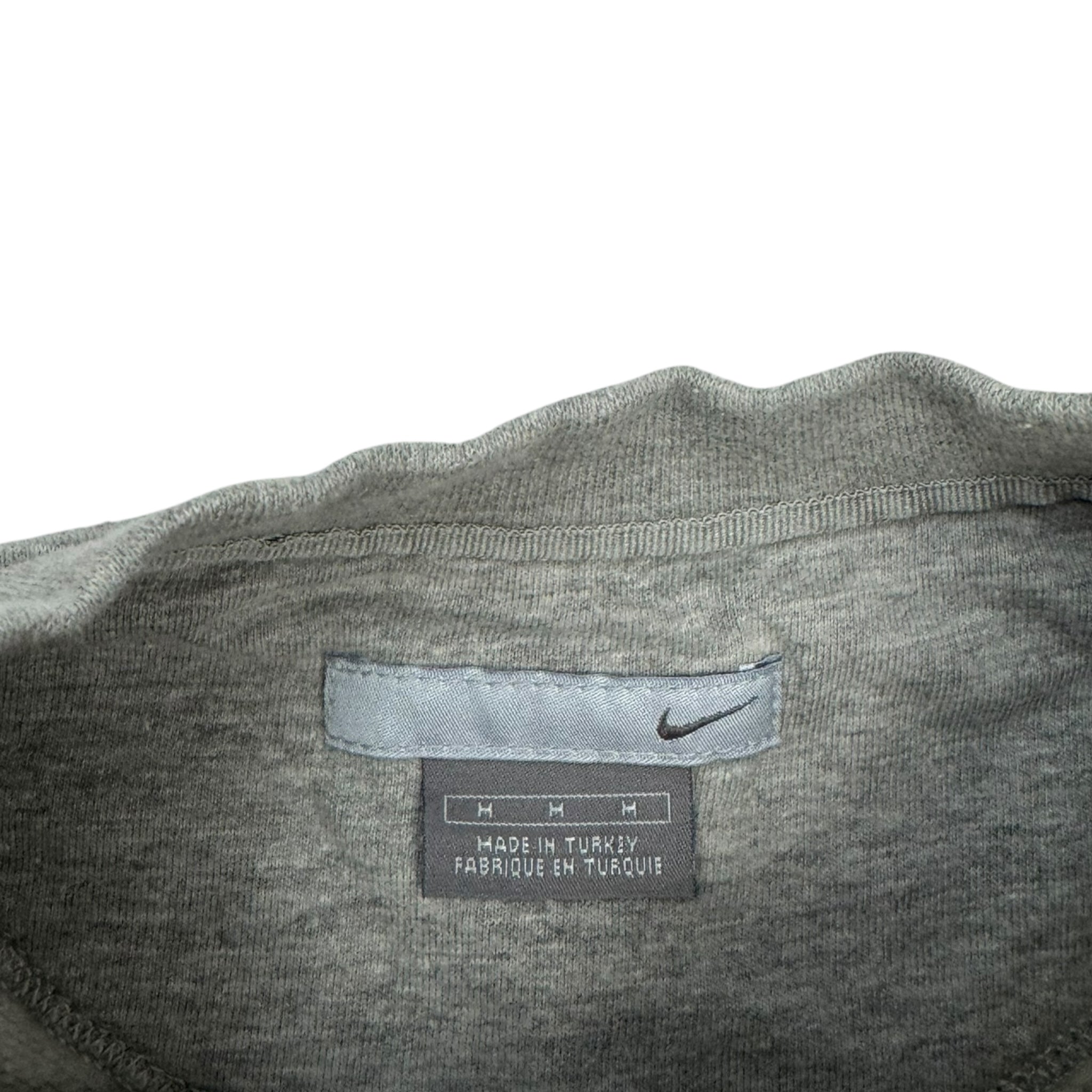 Vintage Y2K Nike Pocket Swoosh Crewneck Grey