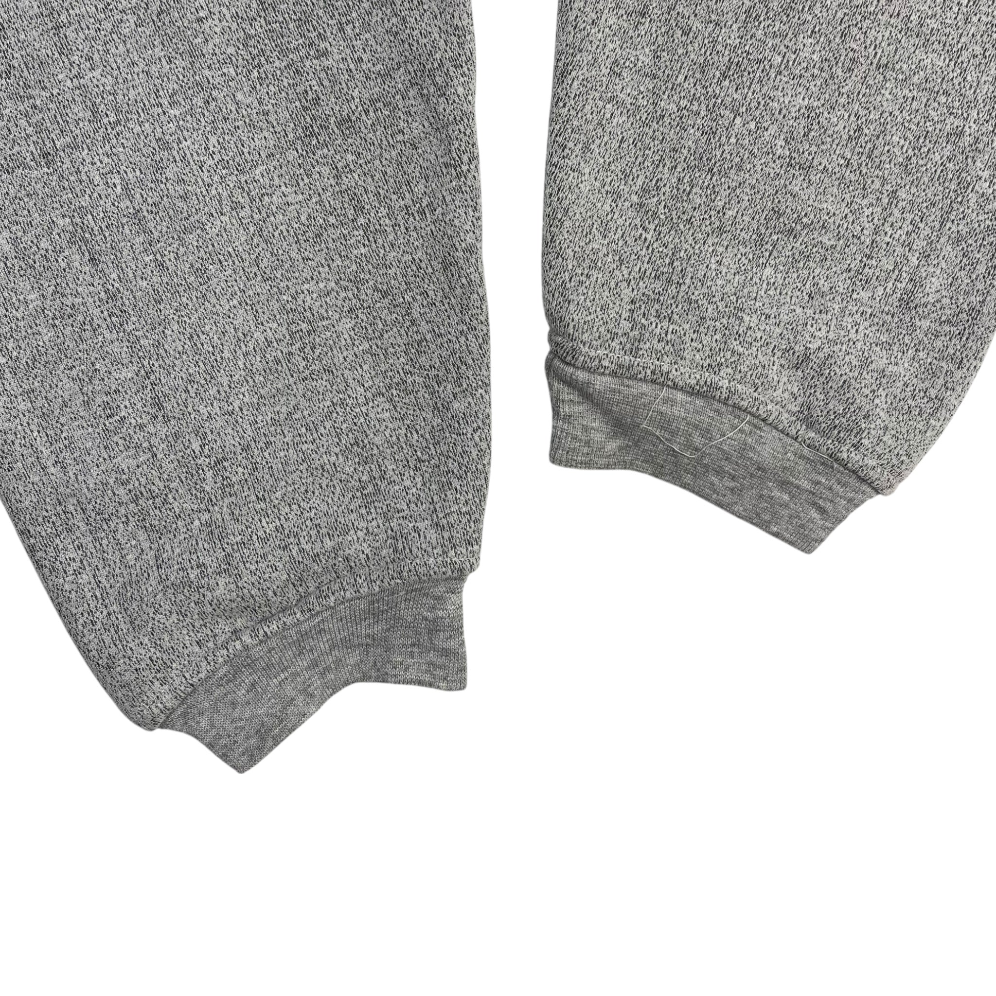 Vintage Hard Rock Café Calgary Sweatshirt Grey