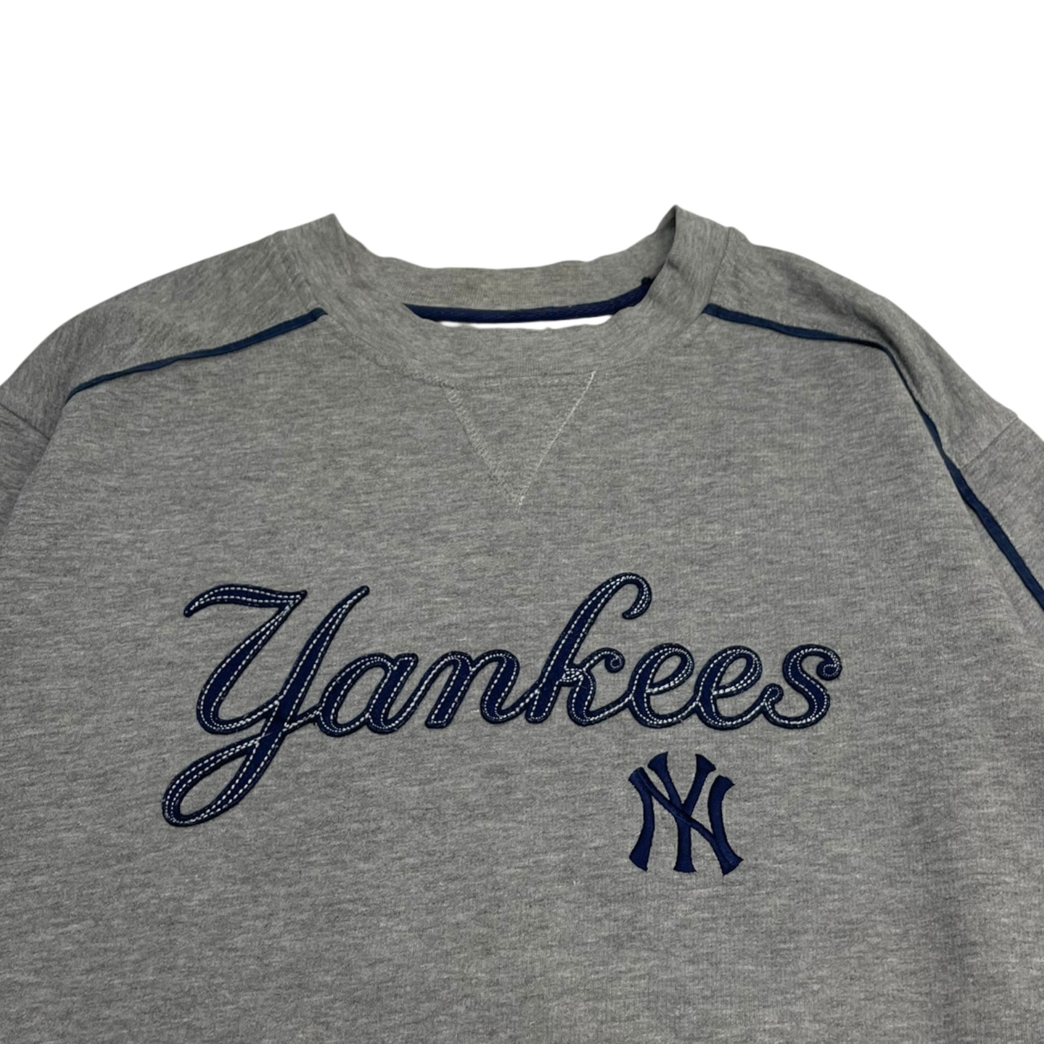 Vintage Majestic New York Yankees Crewneck Sweatshirt Grey
