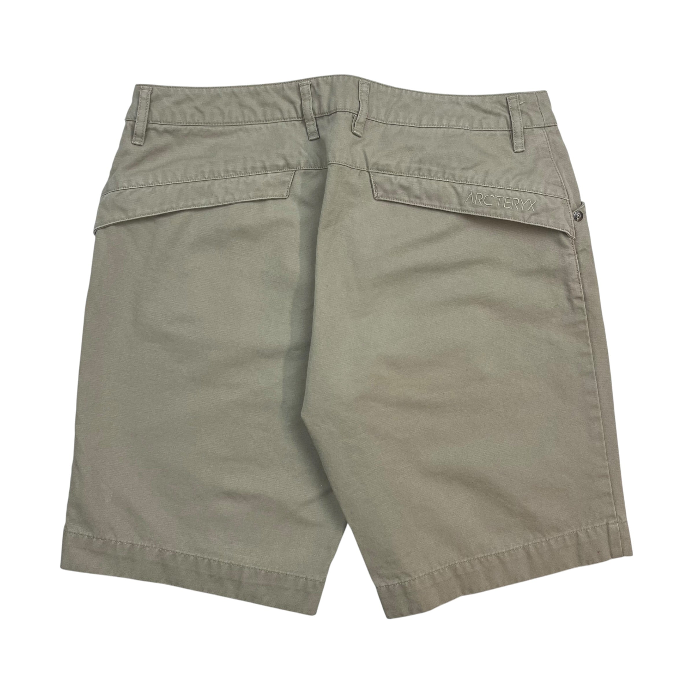 (W) Arc’teryx Cargo Shorts Khaki