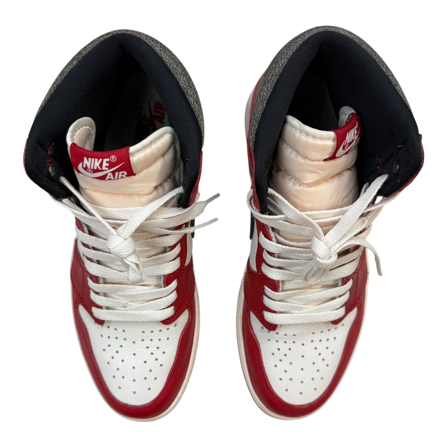 Jordan 1 Retro High OG Chicago Lost and Found (Used)