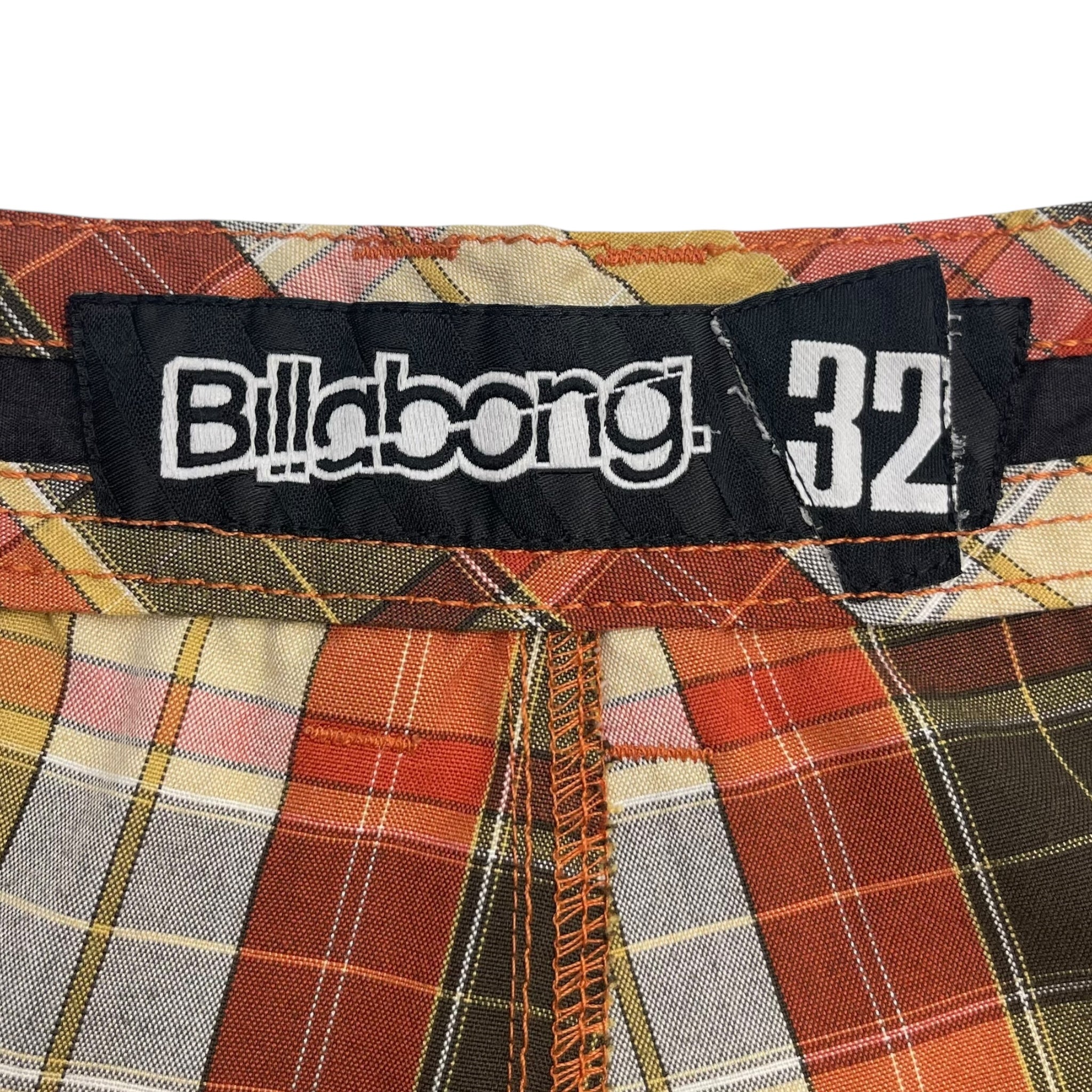 Vintage Y2K Billabong Plaid Shorts