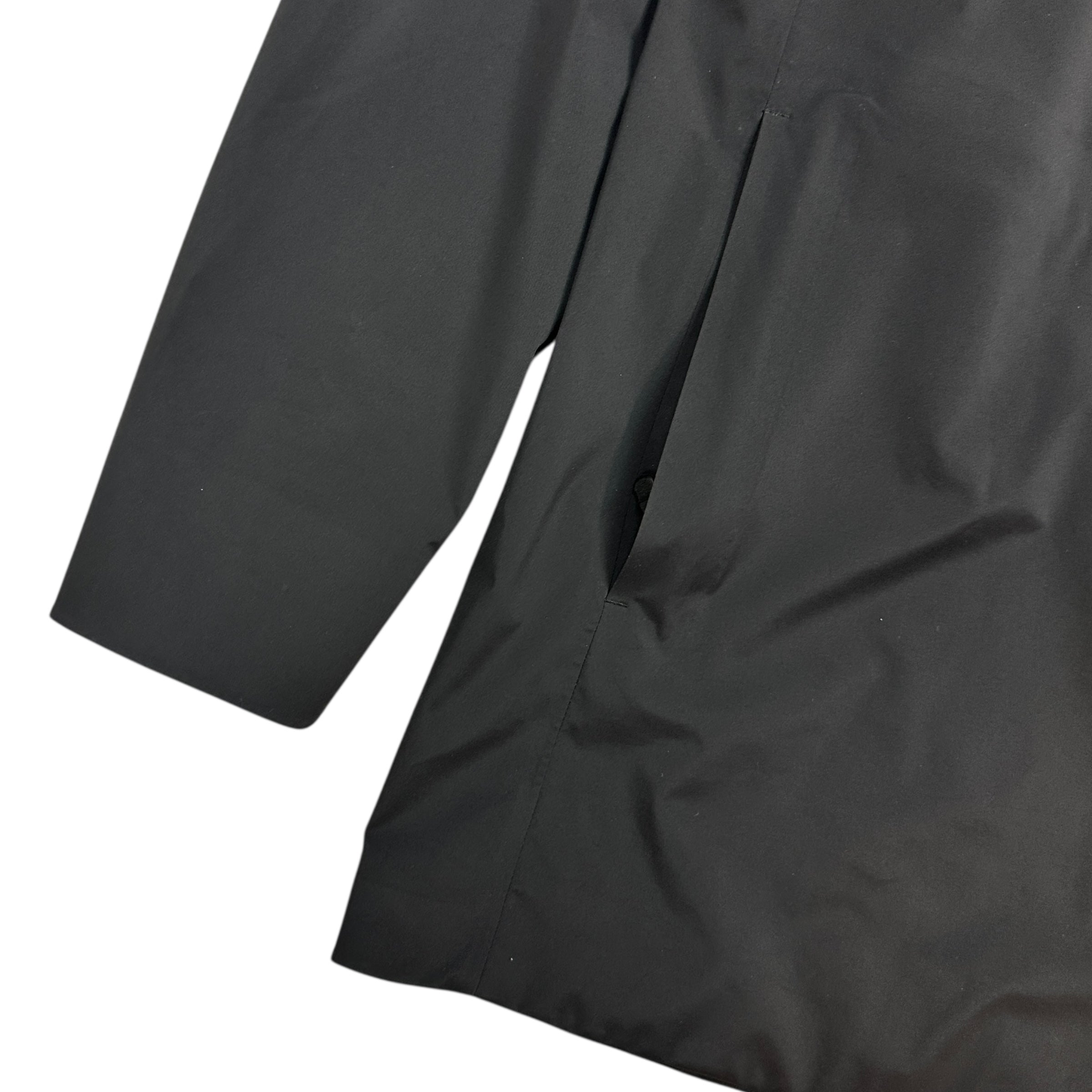 Canada Goose Nanaimo Shell Jacket Black