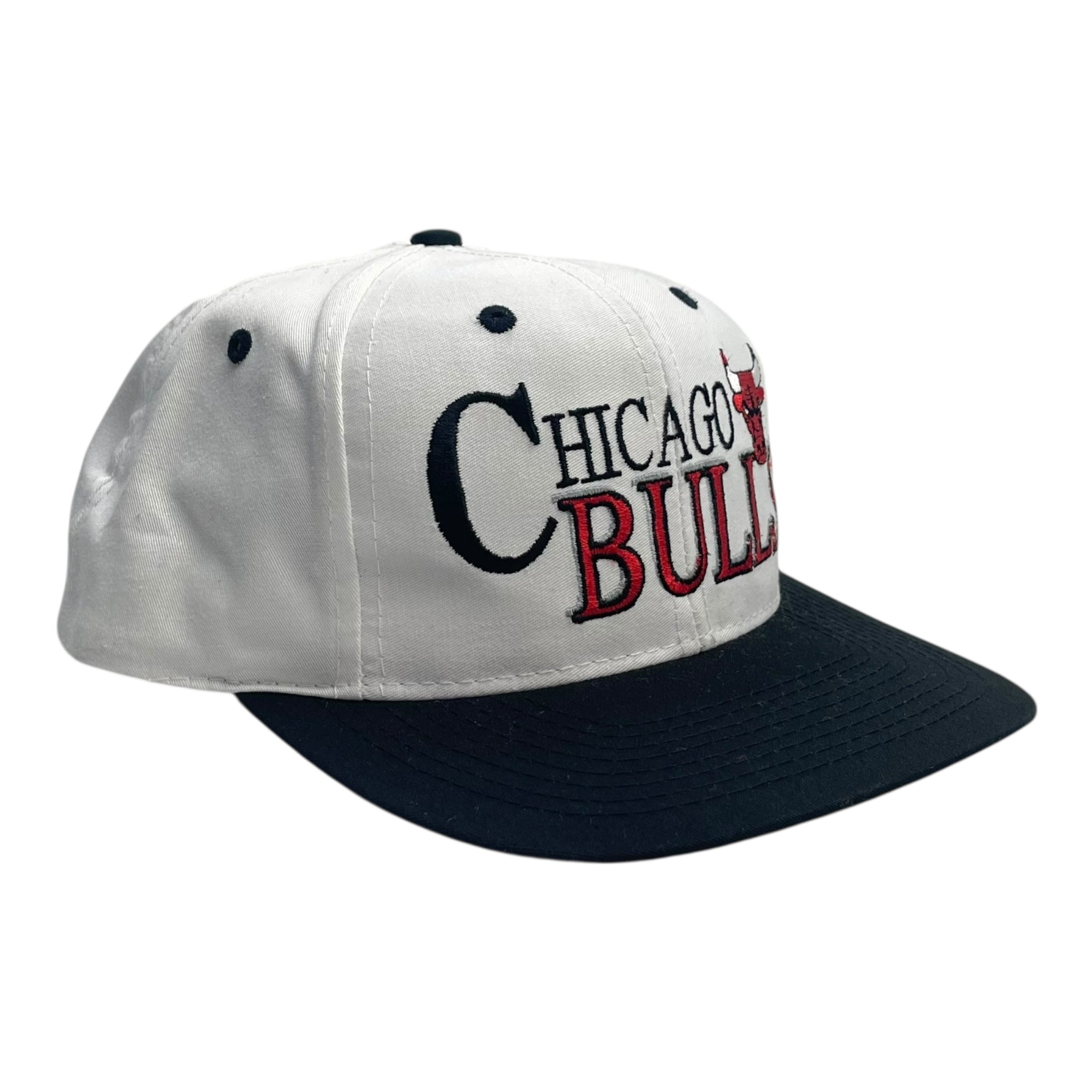 Vintage Chicago Bulls Logo 7 Hat White