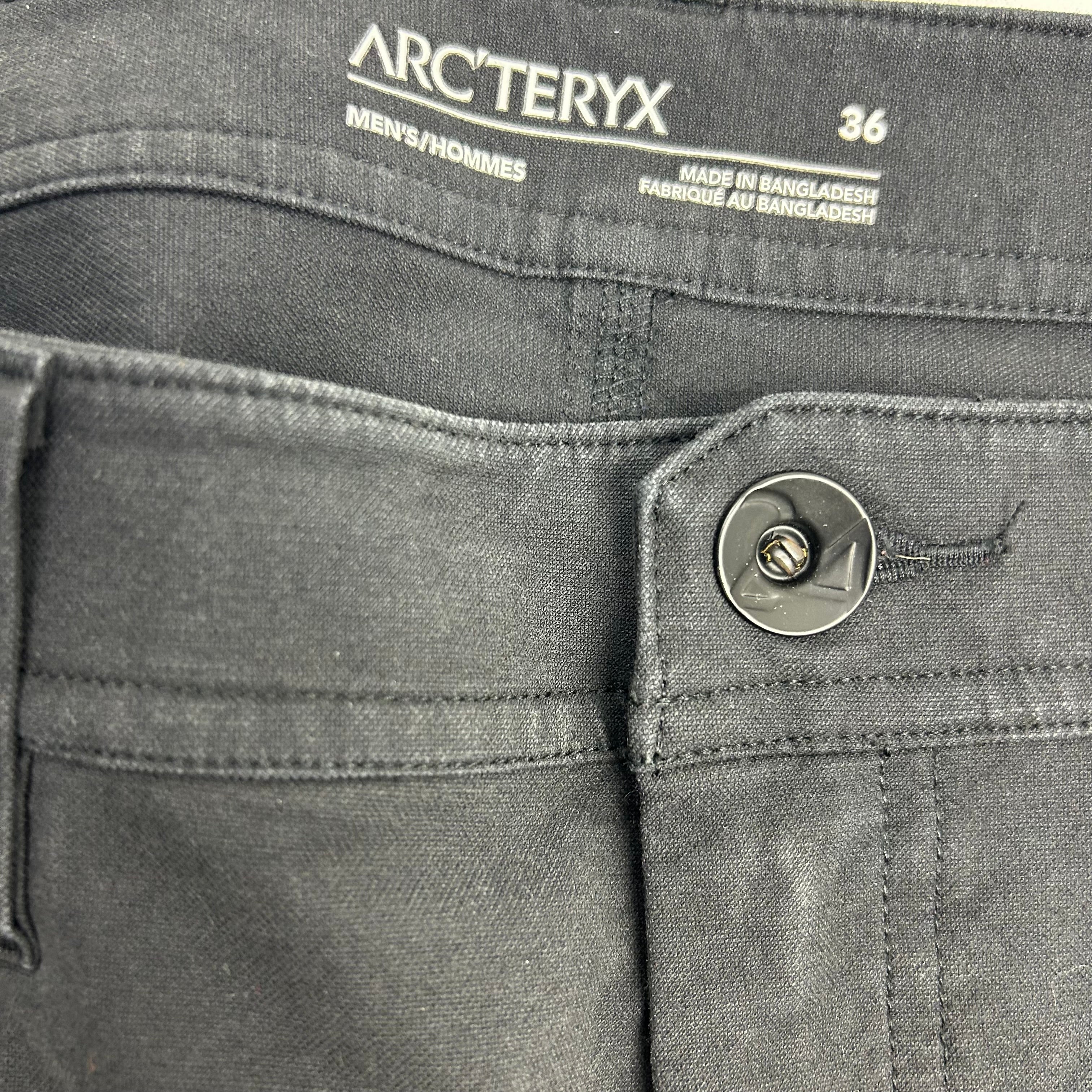 Arc’teryx Slack Black Bottoms