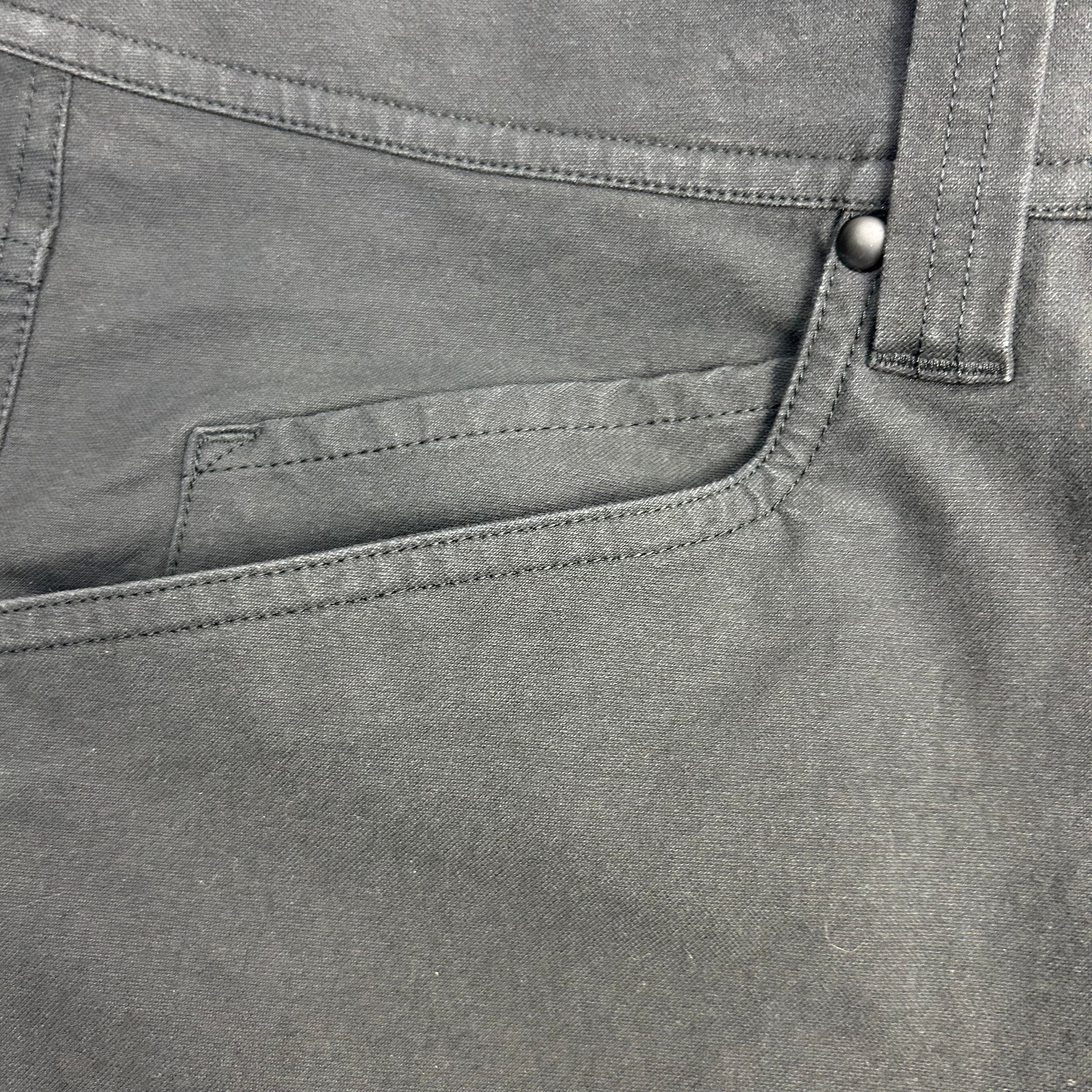 Arc’teryx Slack Black Bottoms