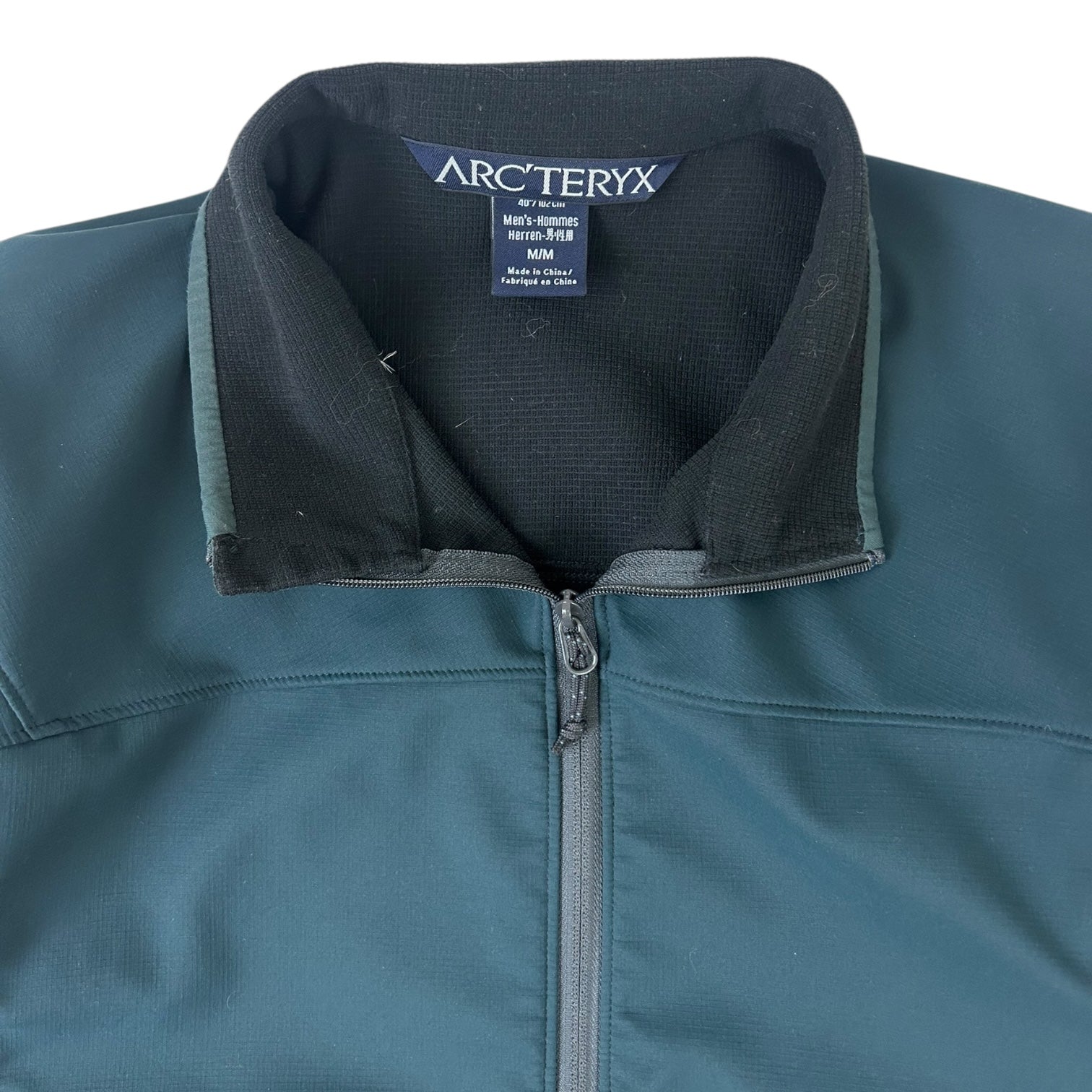 Vintage Arc’teryx Epsilon LT Jacket Navy