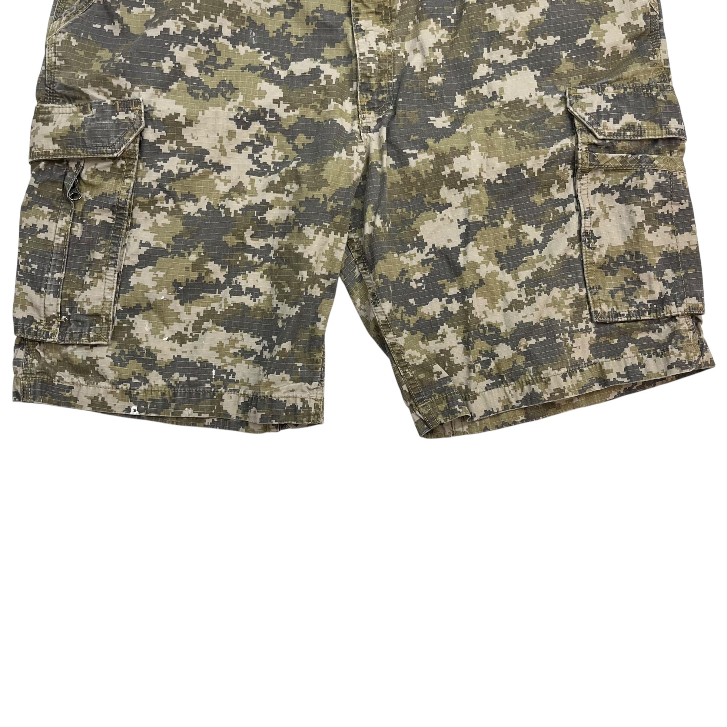 Vintage Carhartt Cargo Shorts Light Green Camo