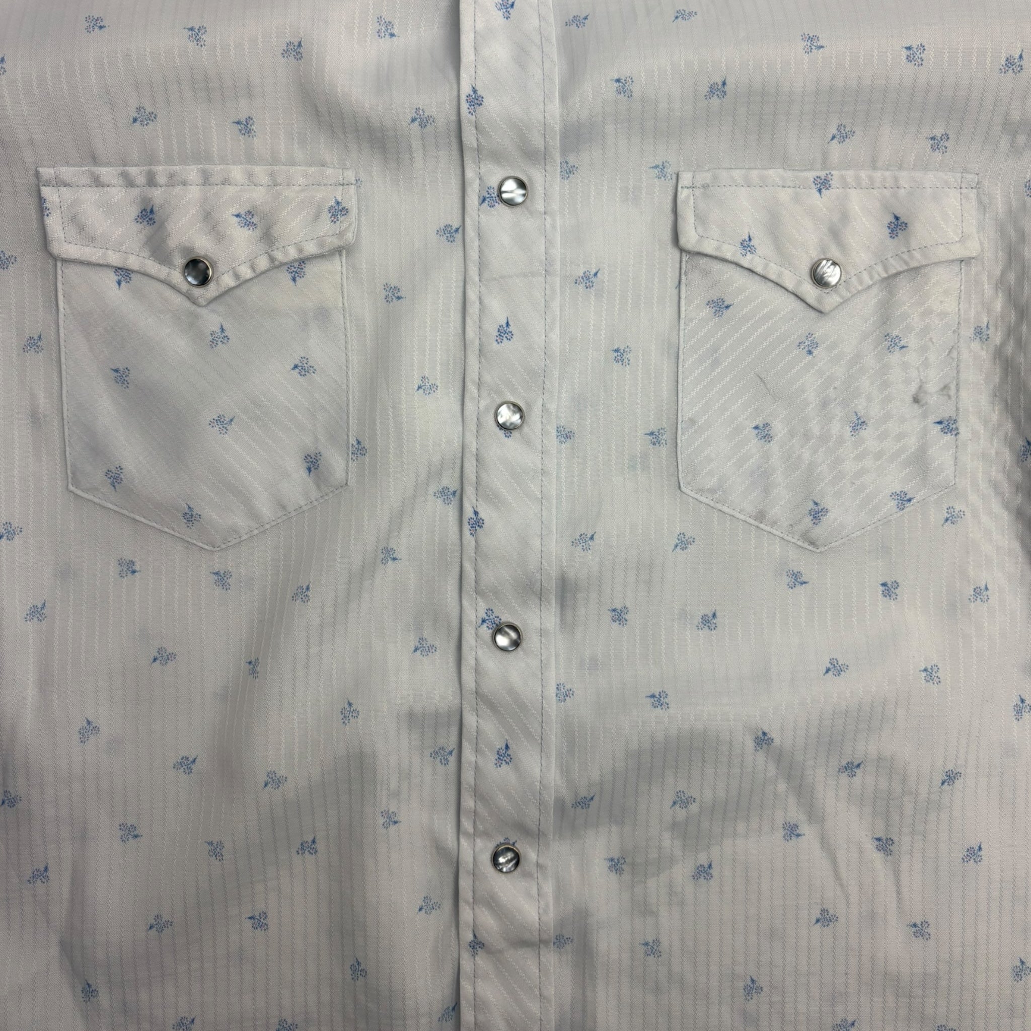 Vintage Wrangler Cute Floral Pearl Snap Soft Baby Blue