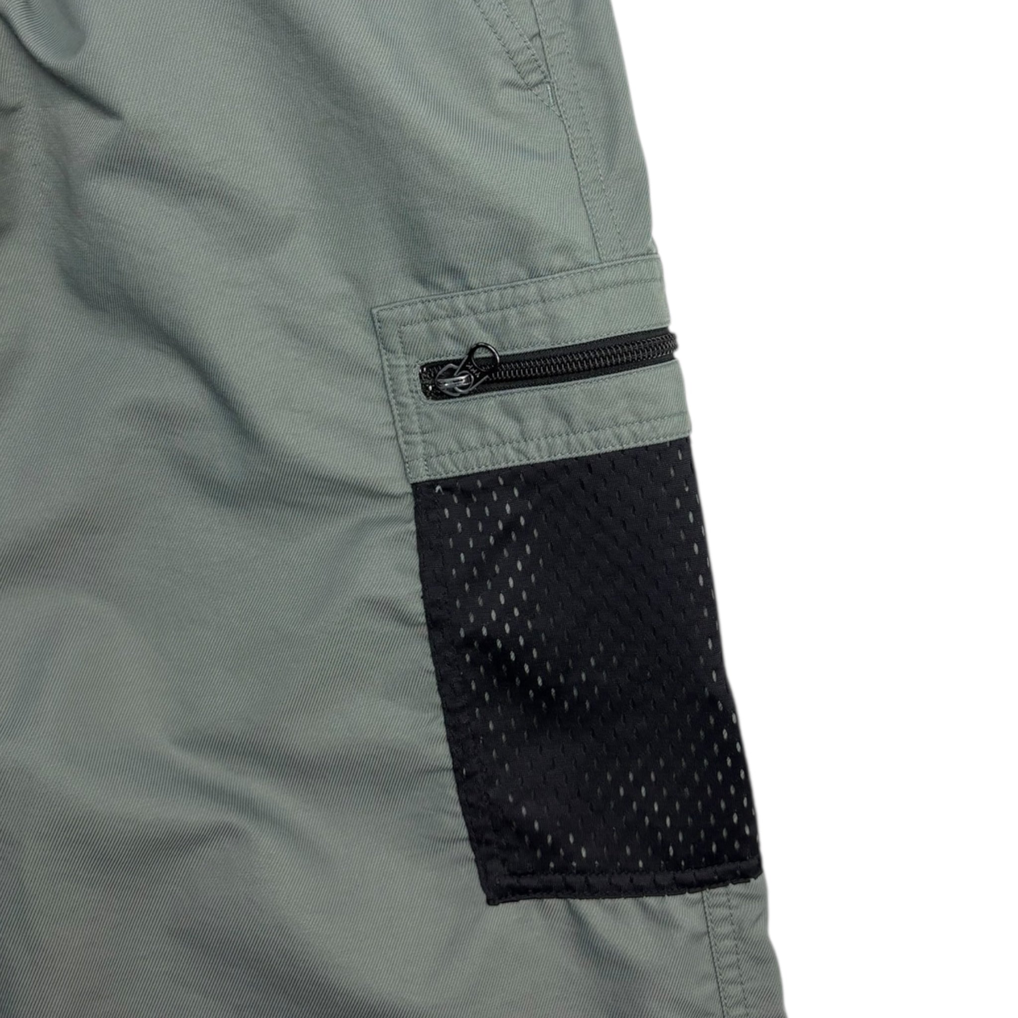 Vintage Y2K Nike Nylon Cargo Pocket Bottom