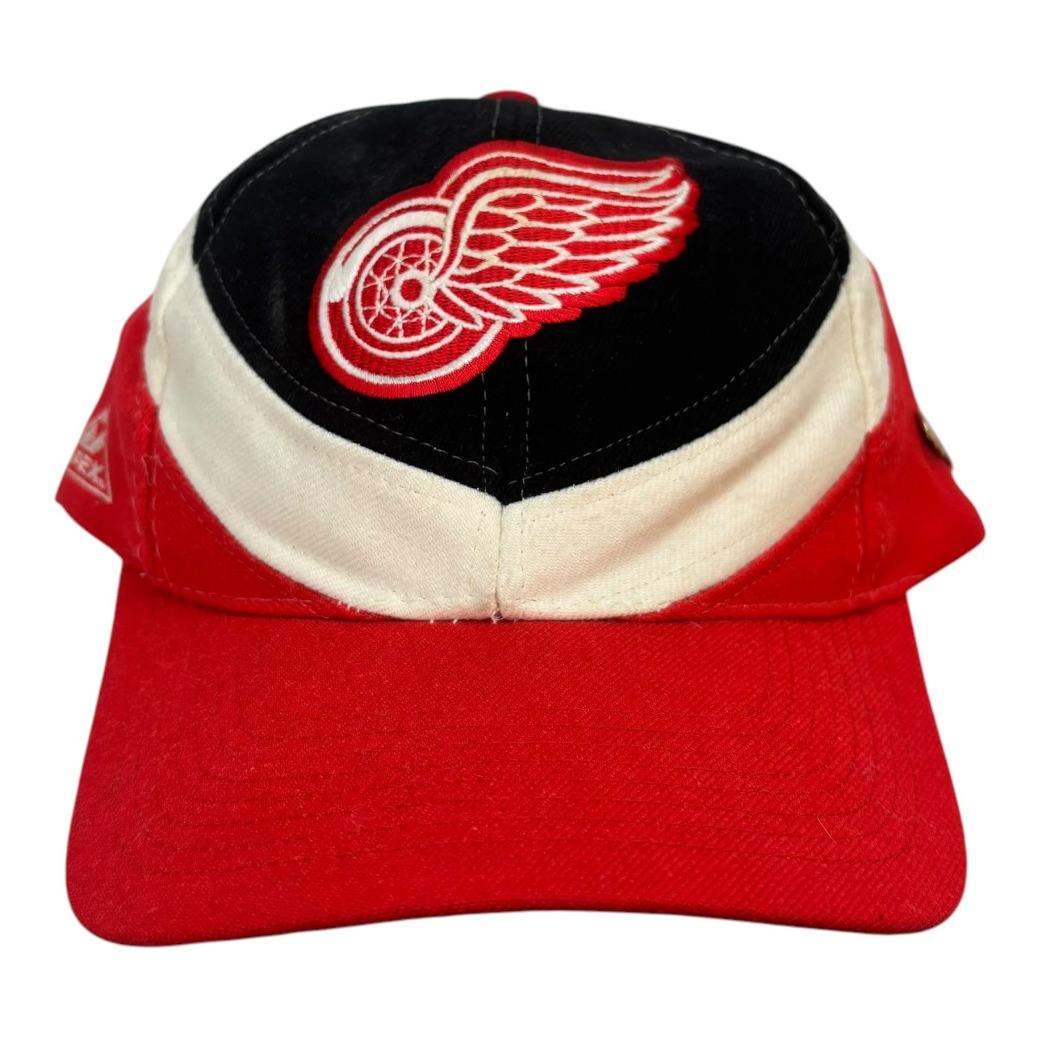 Vintage Apex Detroit Red Wings SnapBack