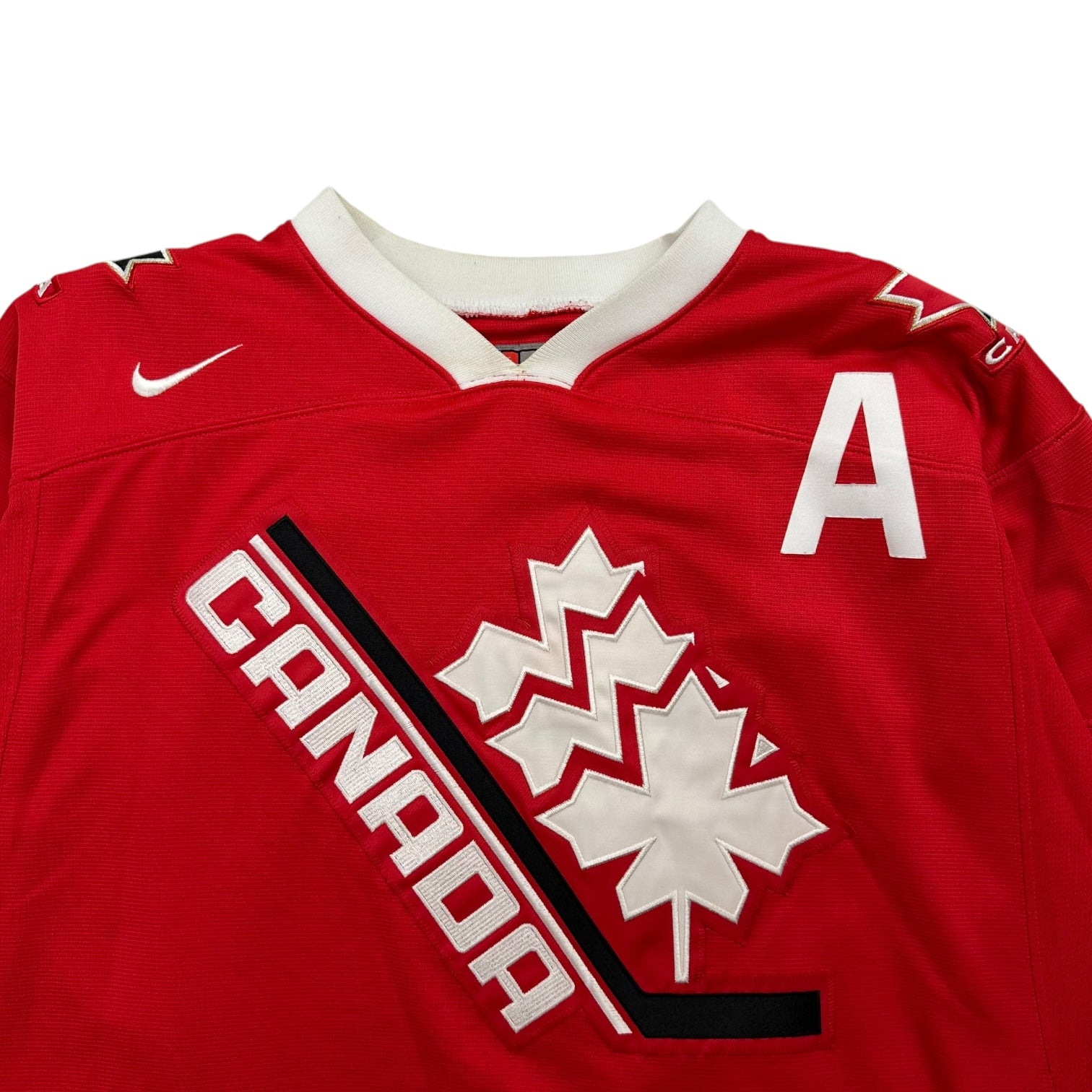 Vintage Nike Team Canada Hockey Team Connolly Jersey