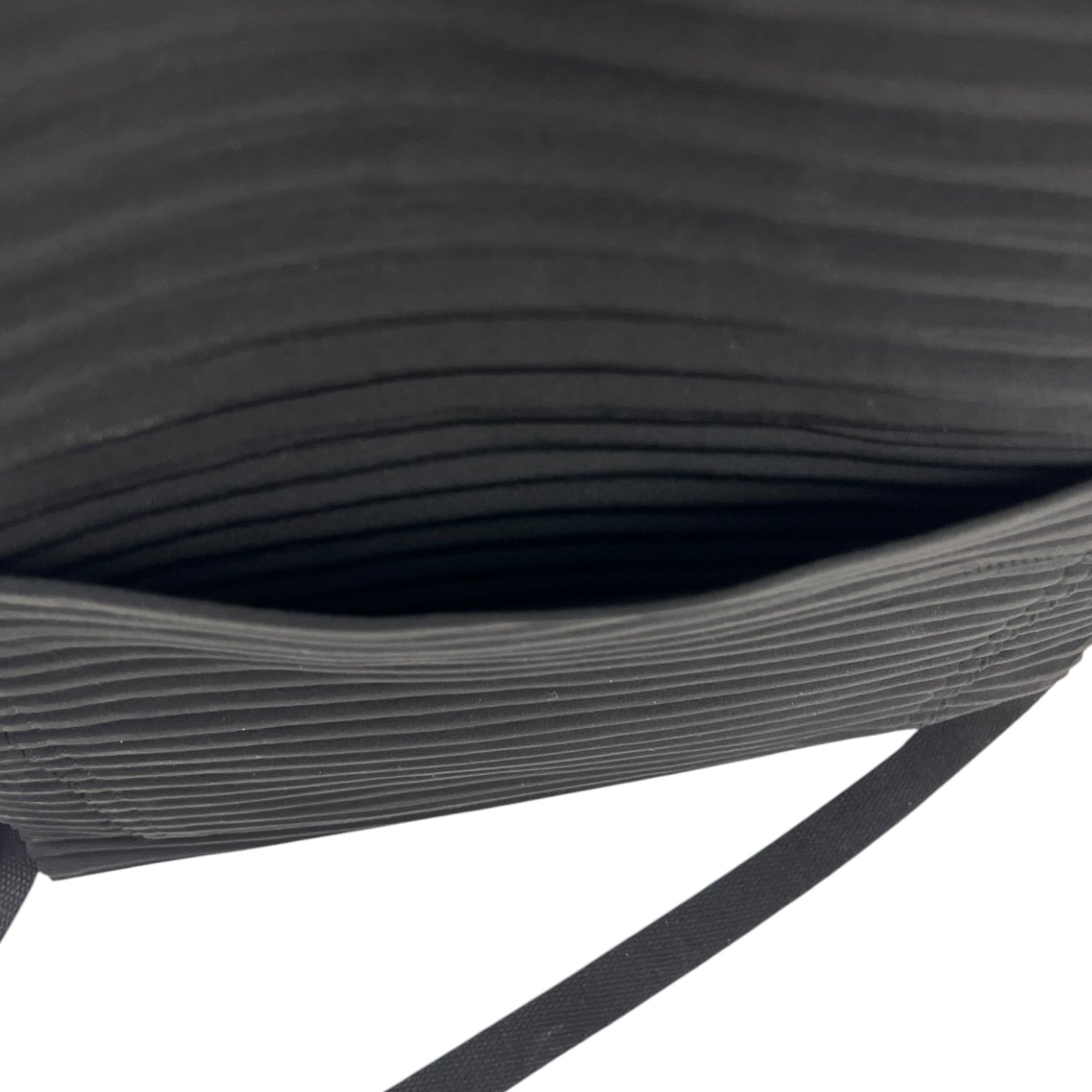Homme Plissé Issey Miyake Pleats Flat Bag Black