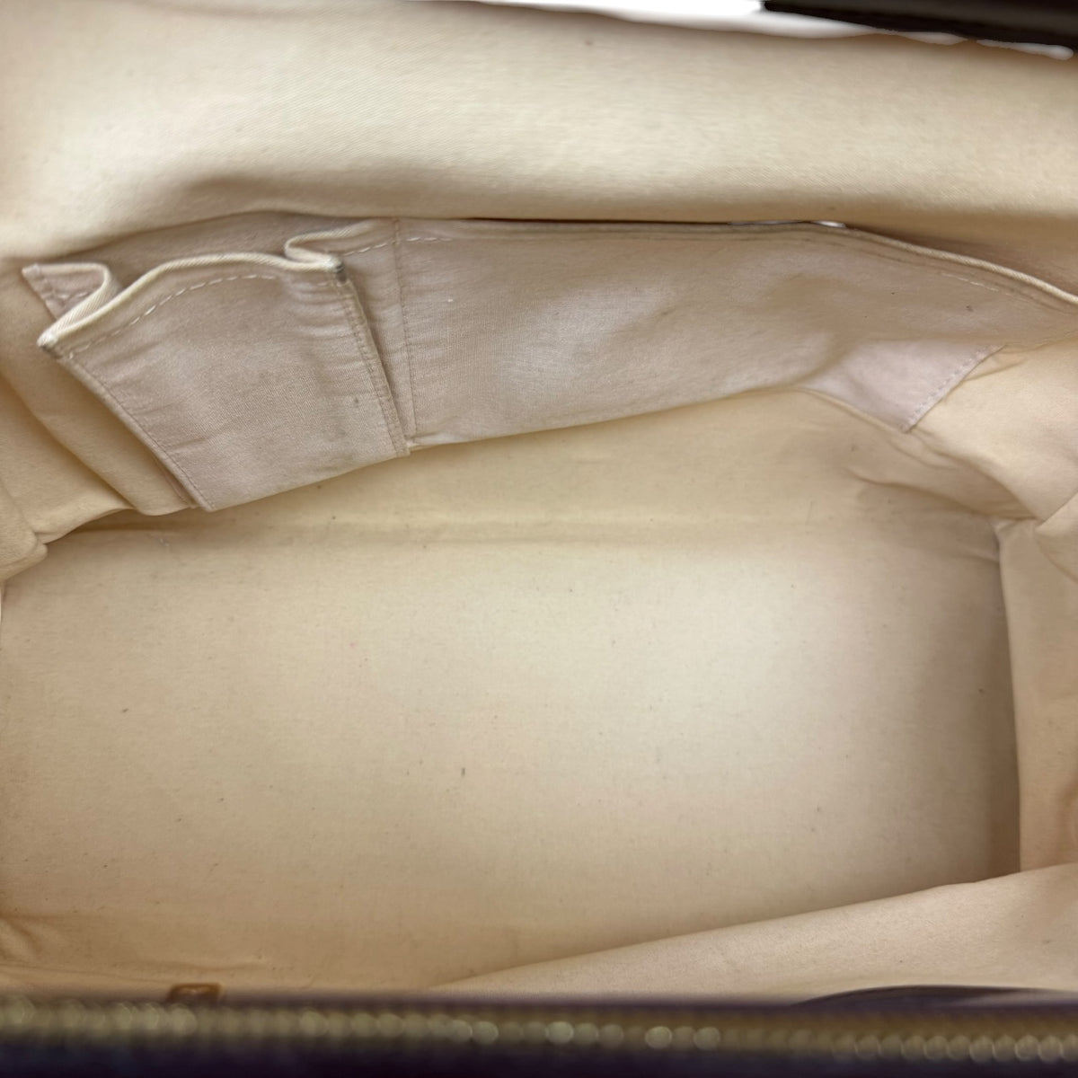 Gucci GG Supreme Monogram Medium Tote