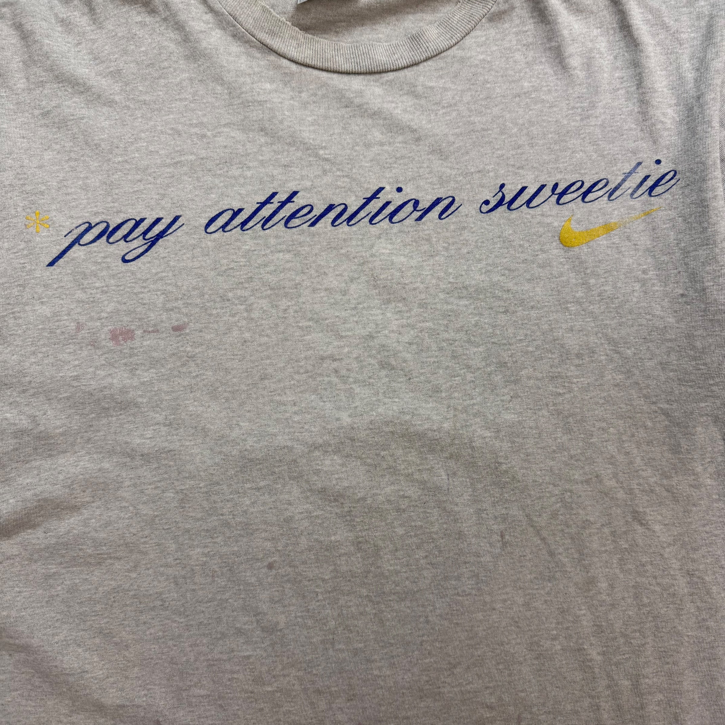 Vintage Nike Volleyball ‘Pay Attention Sweetie’ Tee Grey