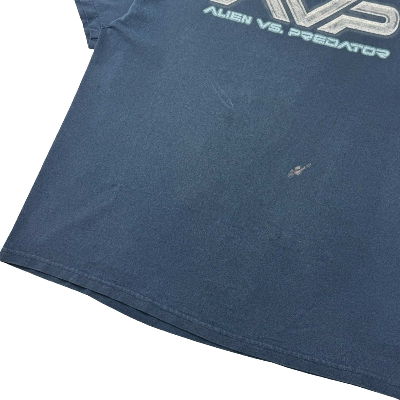 2004 Alien VS. Predator Movie/DVD Promo T-Shirt