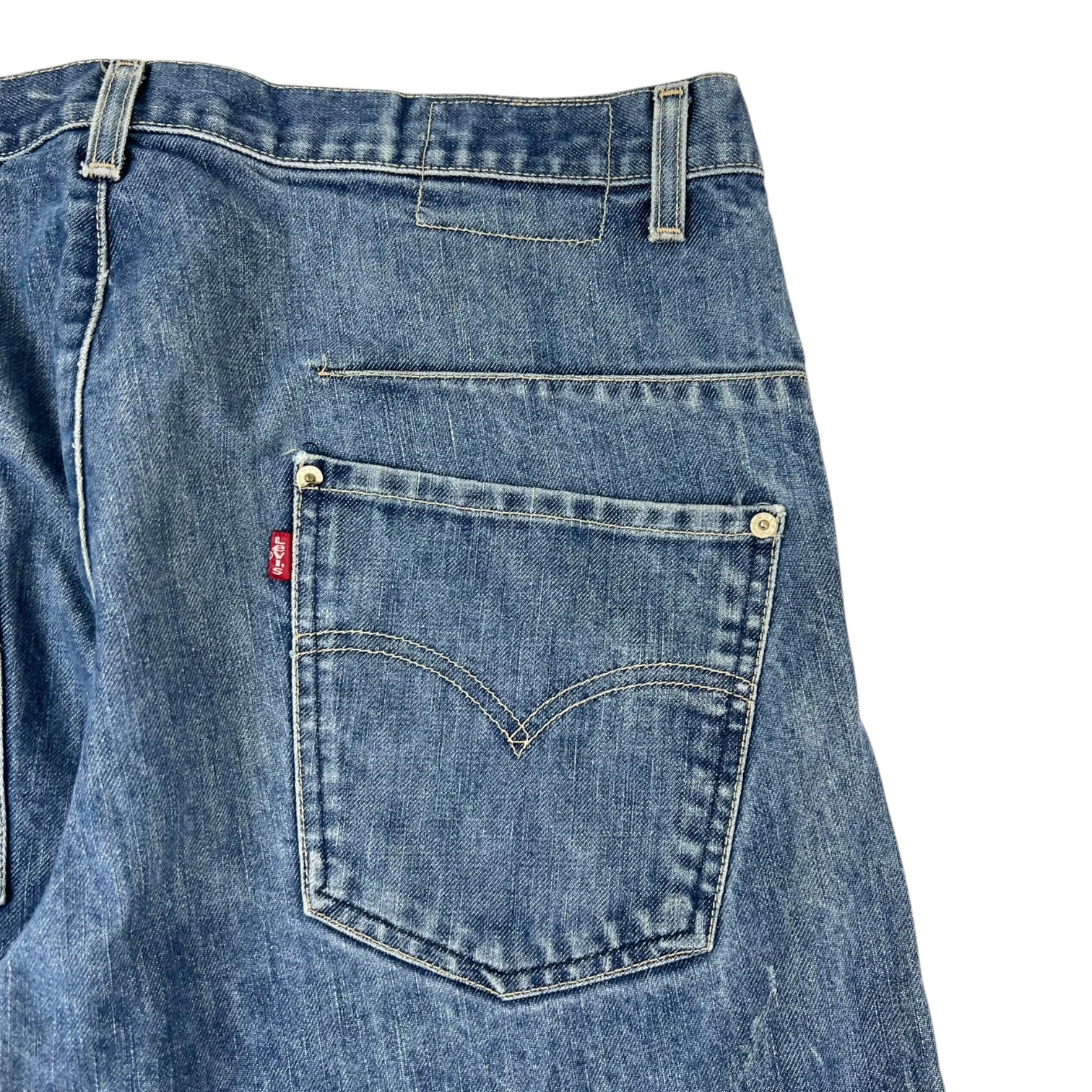 Vintage Levi's Engineered Medium Was Jeans