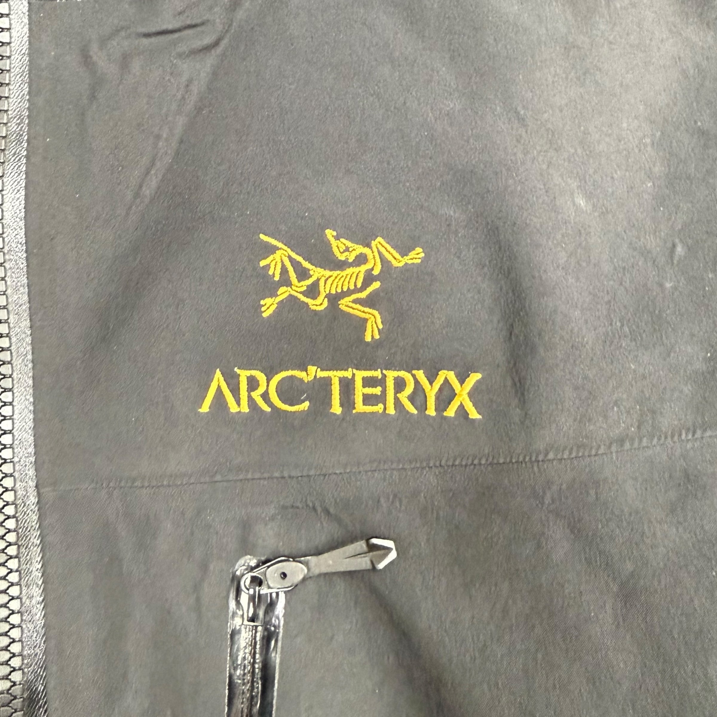 Arc’teryx Alpha SV Jacket 24K/Black