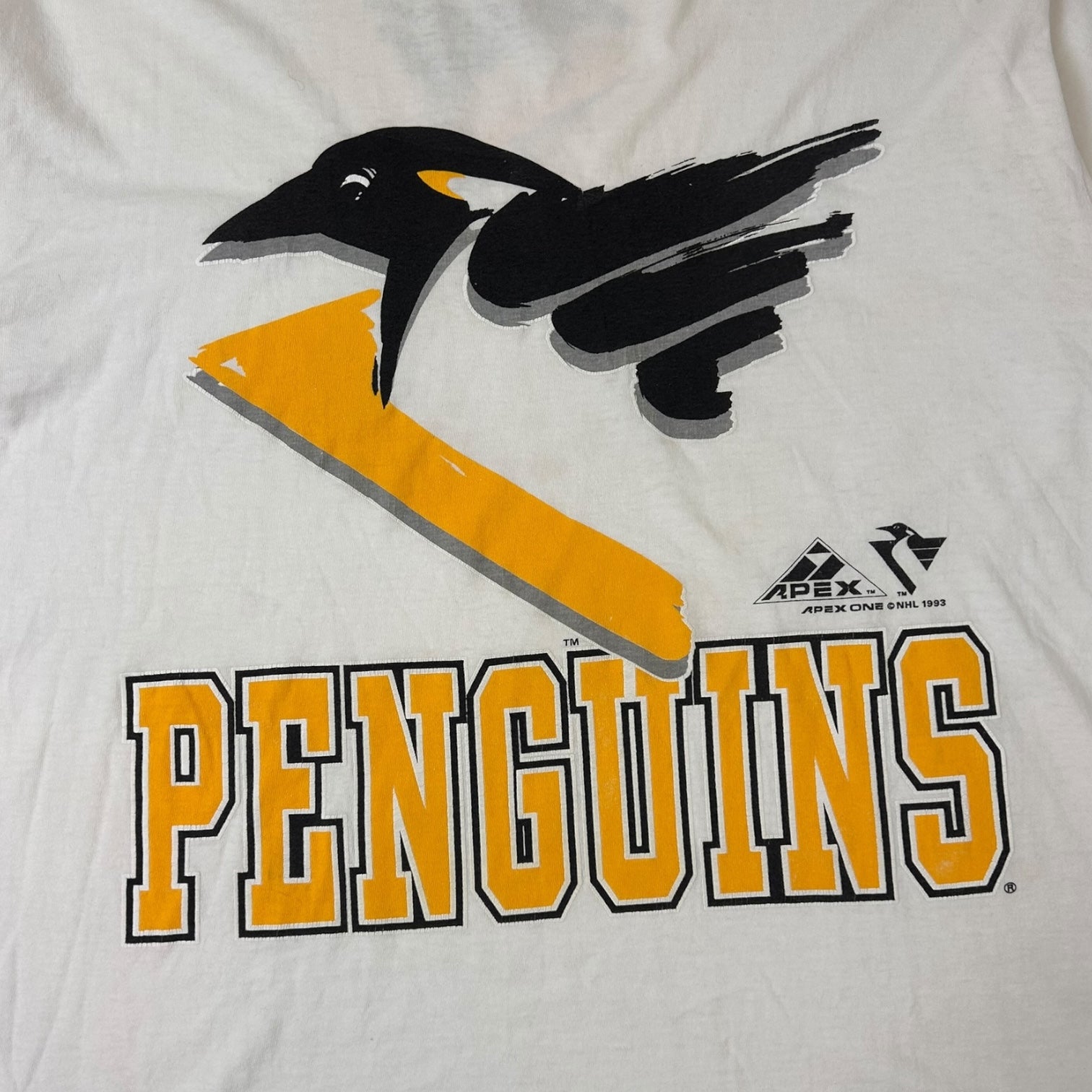 Vintage Apex Pittsburgh Penguins T-Shirt White