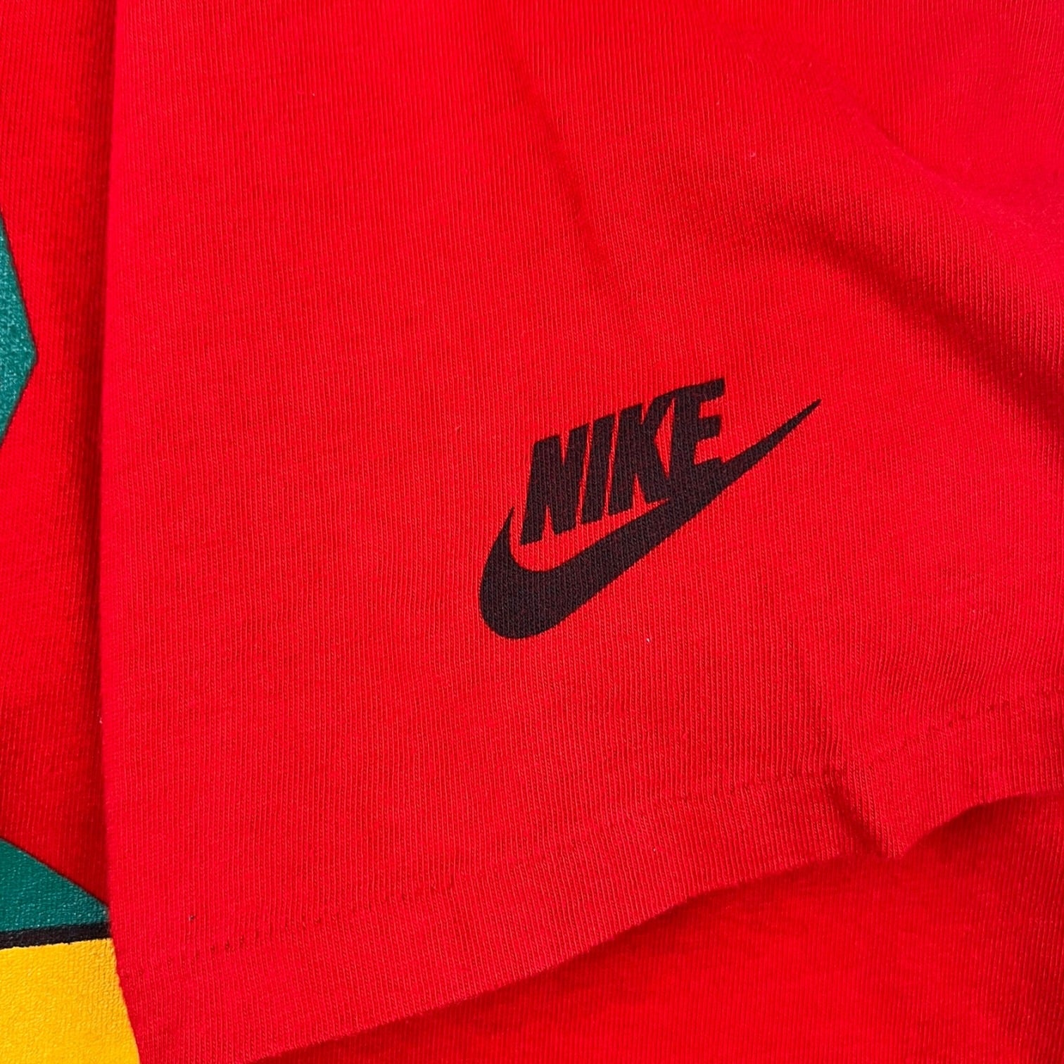Vintage Nike Jordan T-Shirt Red