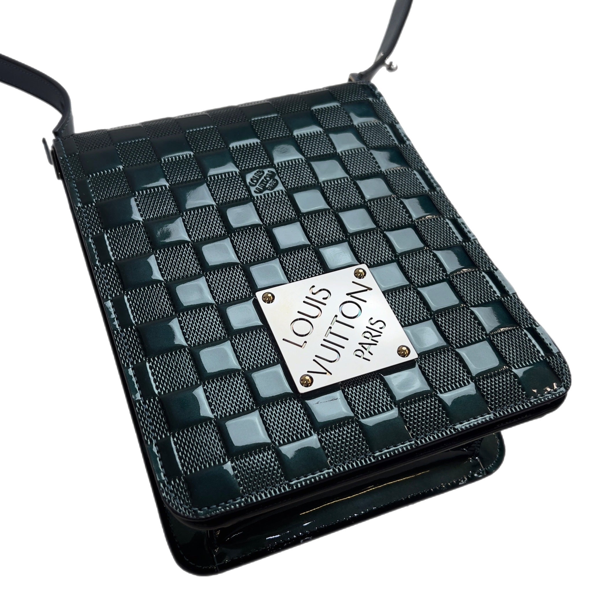 Louis Vuitton Damier Vernis Club Patent Cross Body Bag