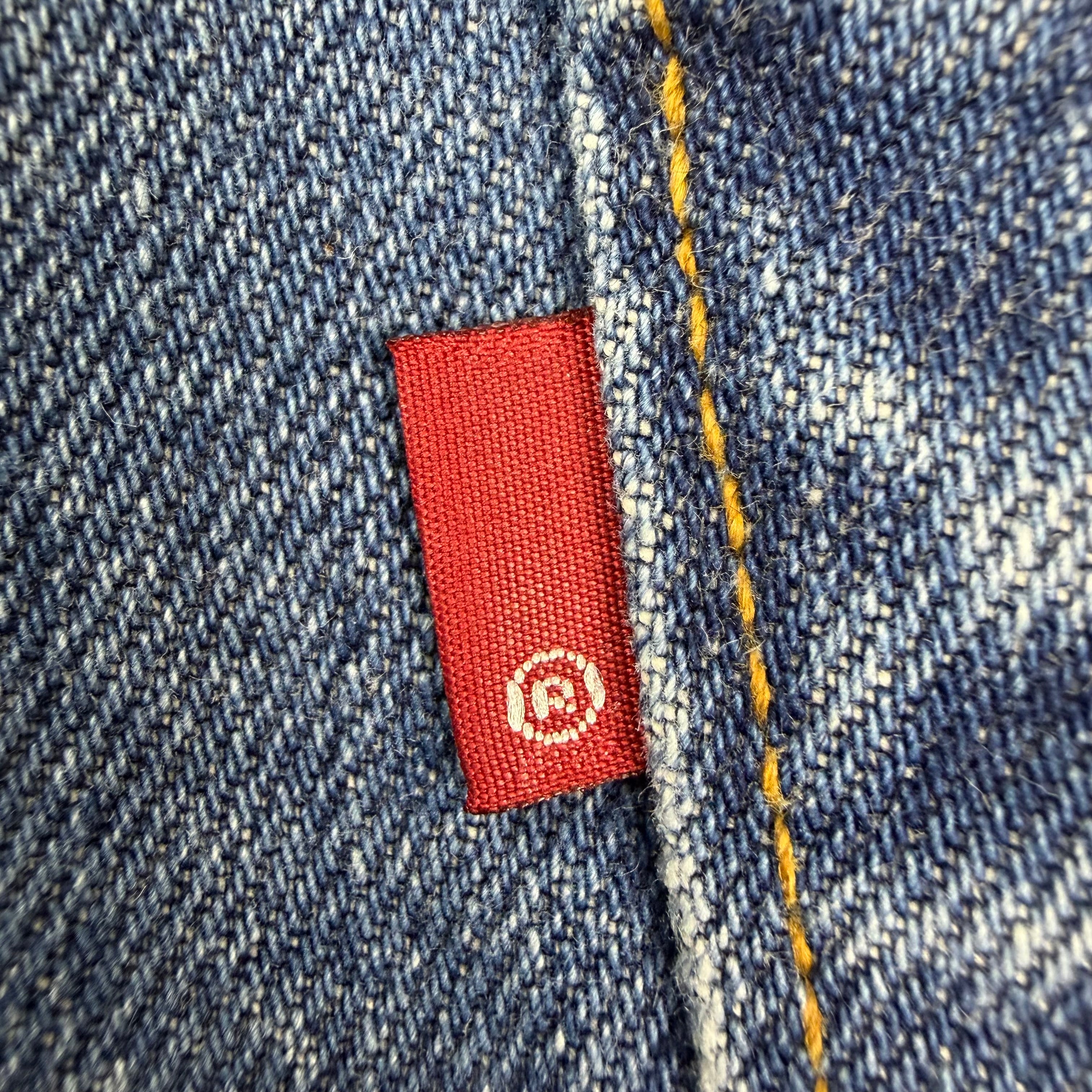 Vintage Levi’s 501 Light Wash Blank Tab Denim Jeans Blue