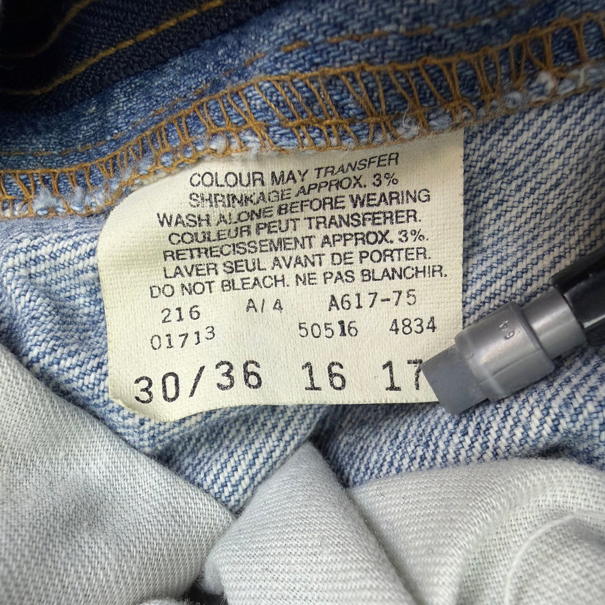 Vintage Levi’s 512 Light Wash Jeans Blue