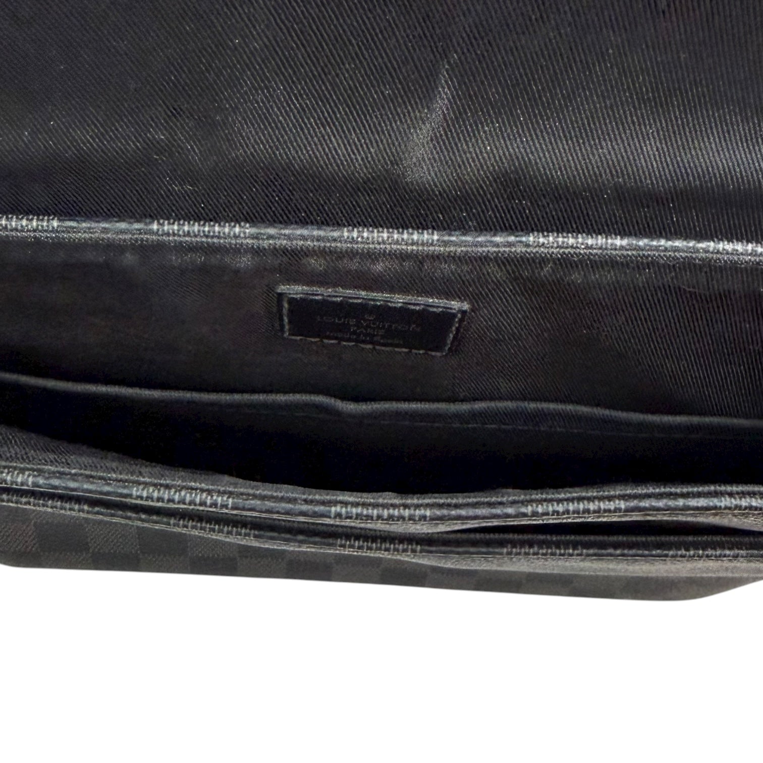 Louis Vuitton District PM Messenger Damier Bag