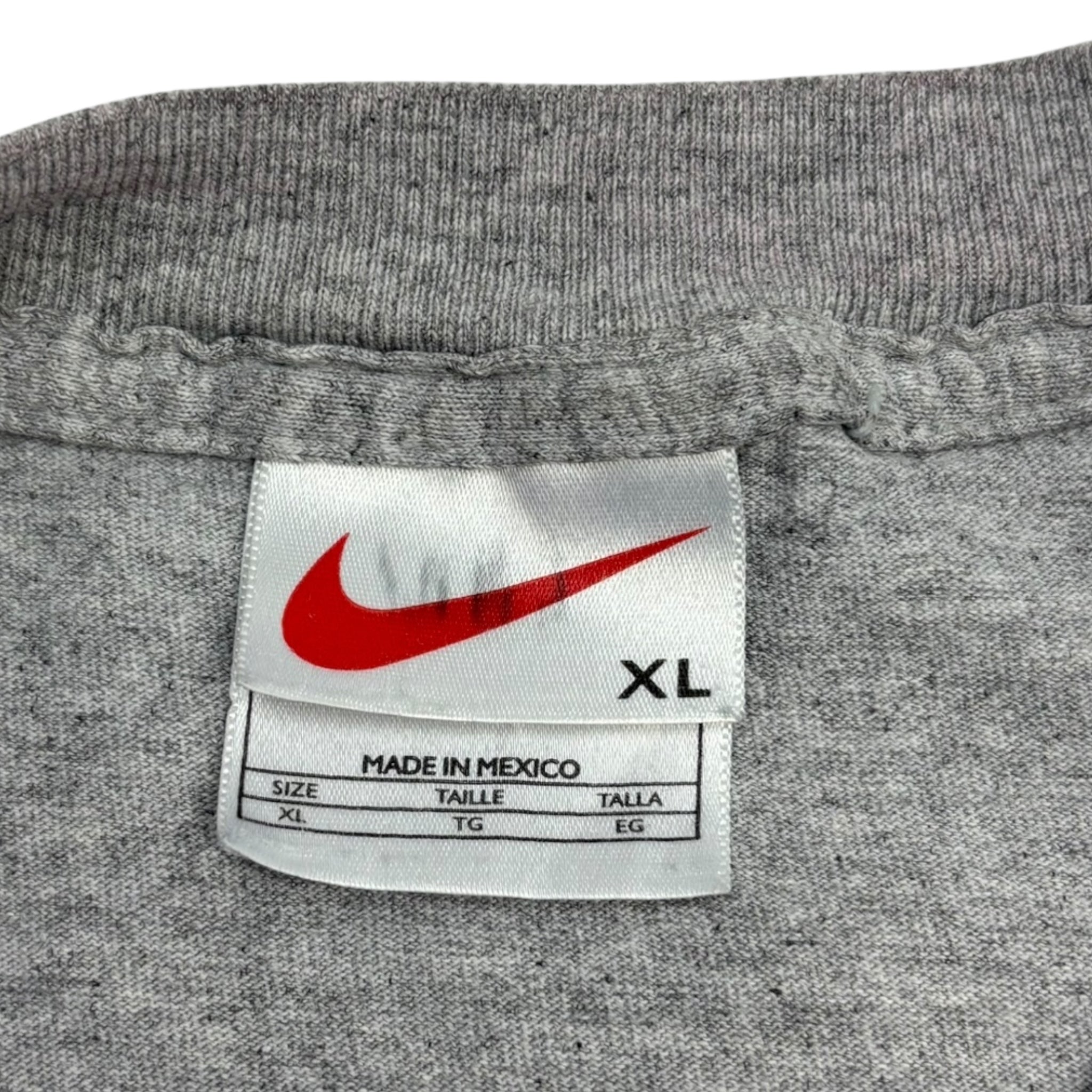 Vintage 90s Nike Pocket Swoosh T-Shirt Grey
