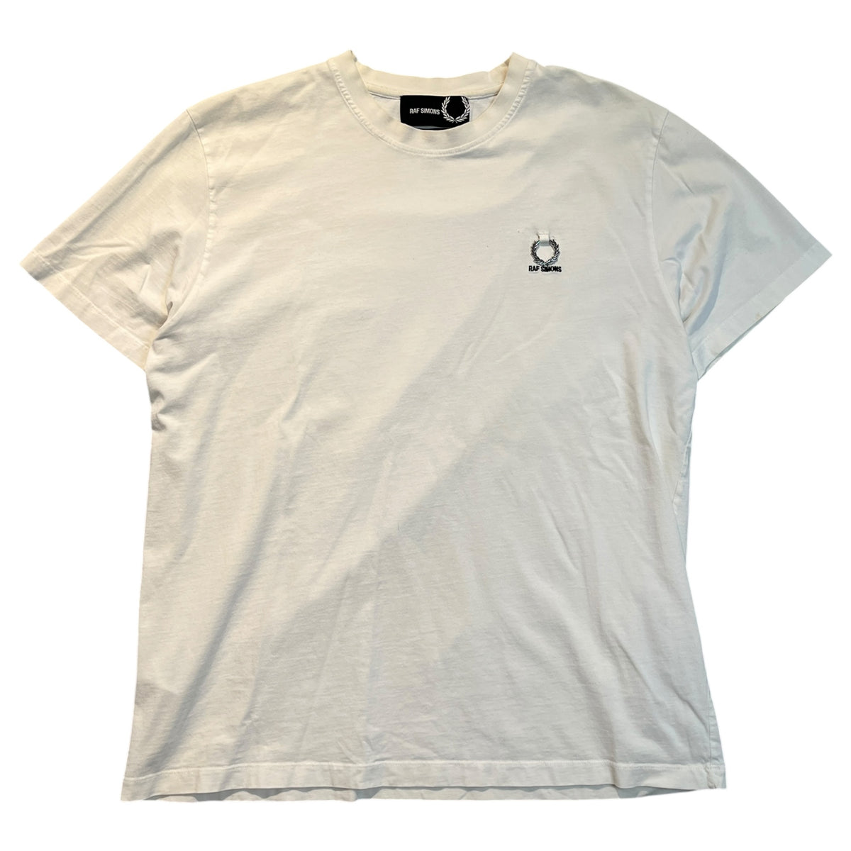 Fred Perry x Raf Simons Laurel Wreath Pin T-Shirt